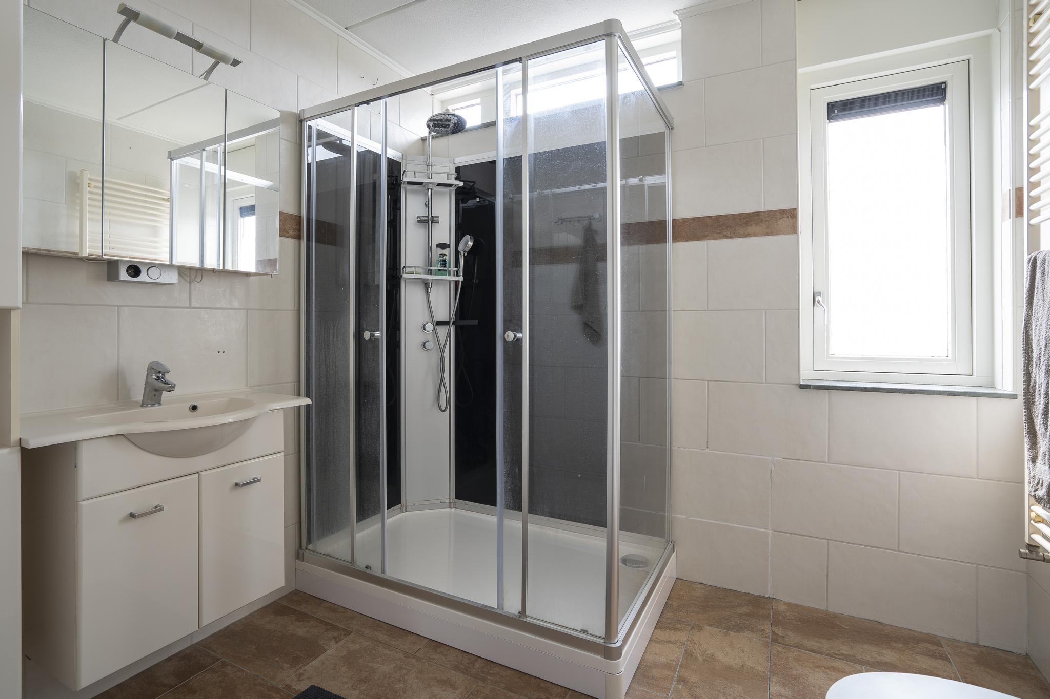 Kamperfoelie 24, afbeelding 14