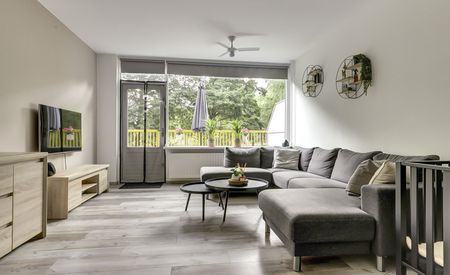 Dokter van Stratenweg 125