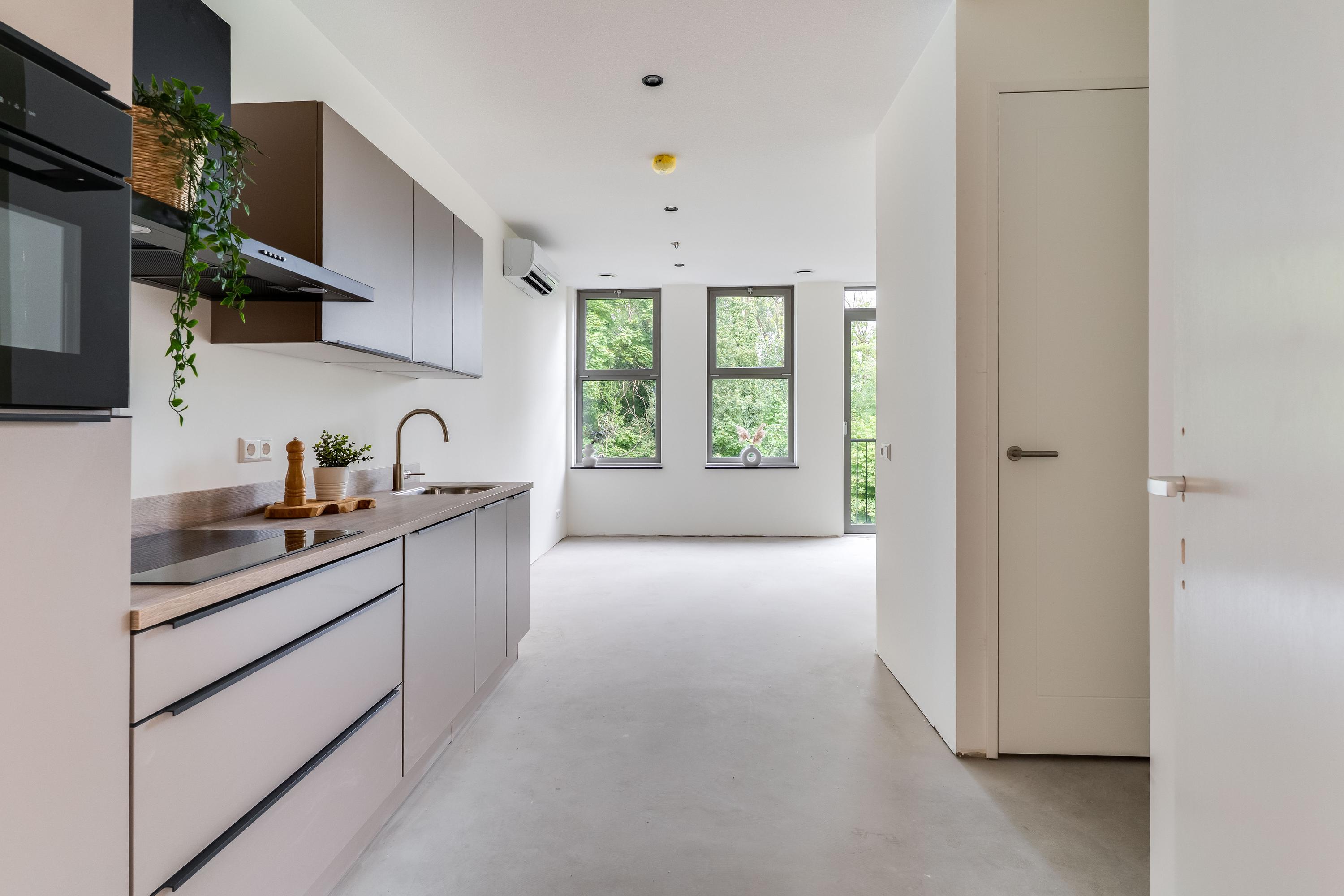 Raadhuisplein 12, afbeelding 0