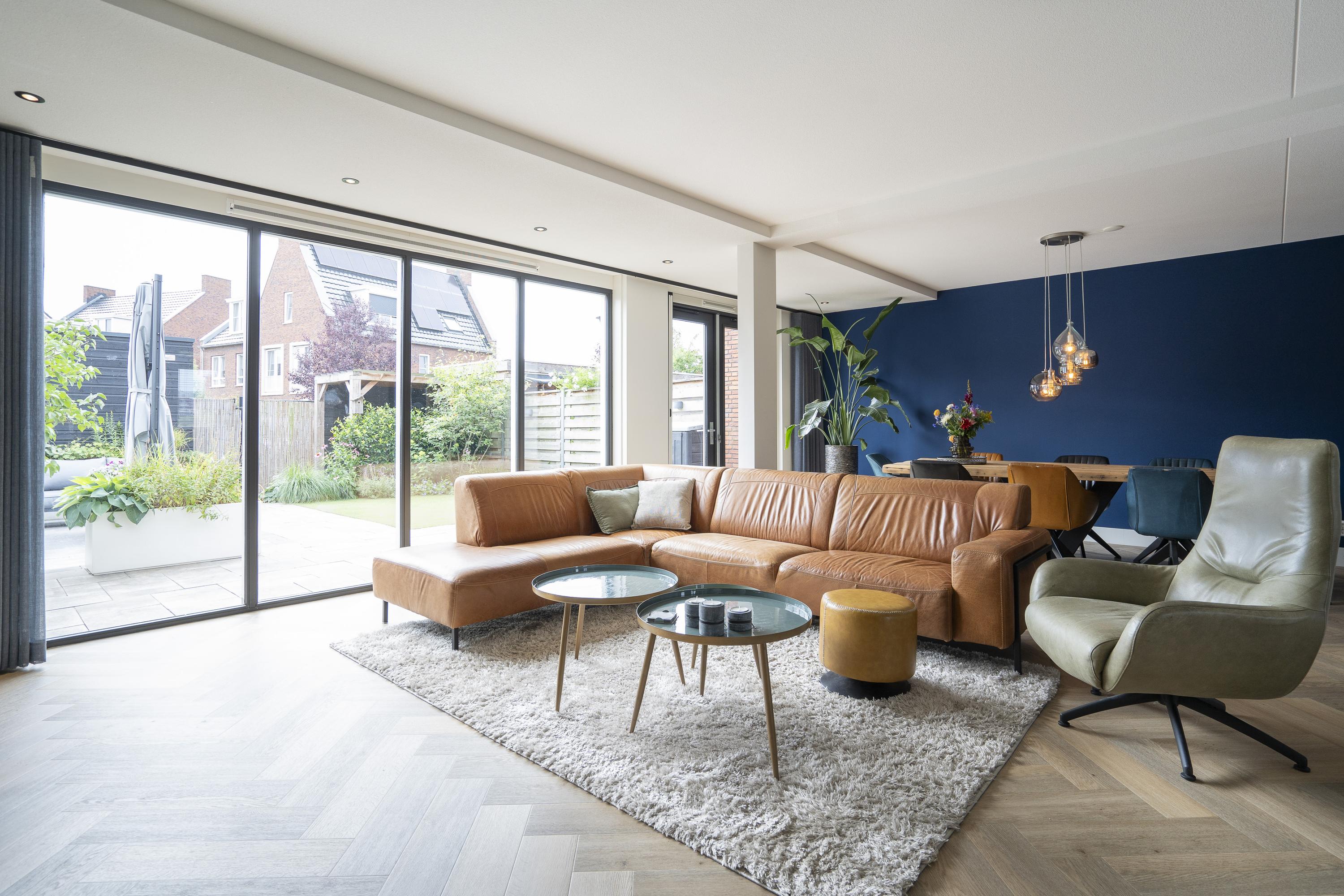 Huzaar 8, afbeelding 2