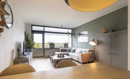 Dokter van Stratenweg 563