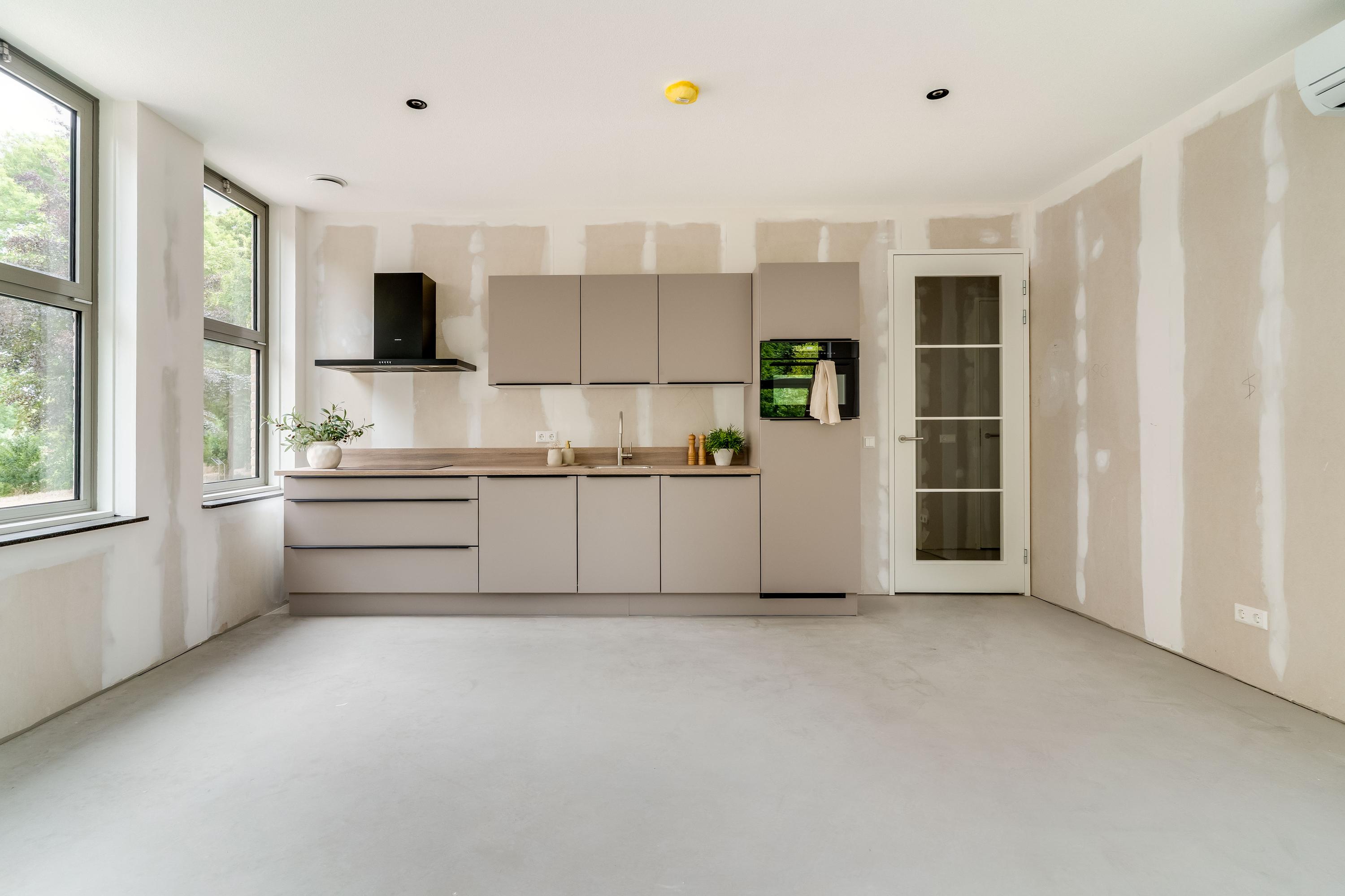 Raadhuisplein 16, afbeelding 1