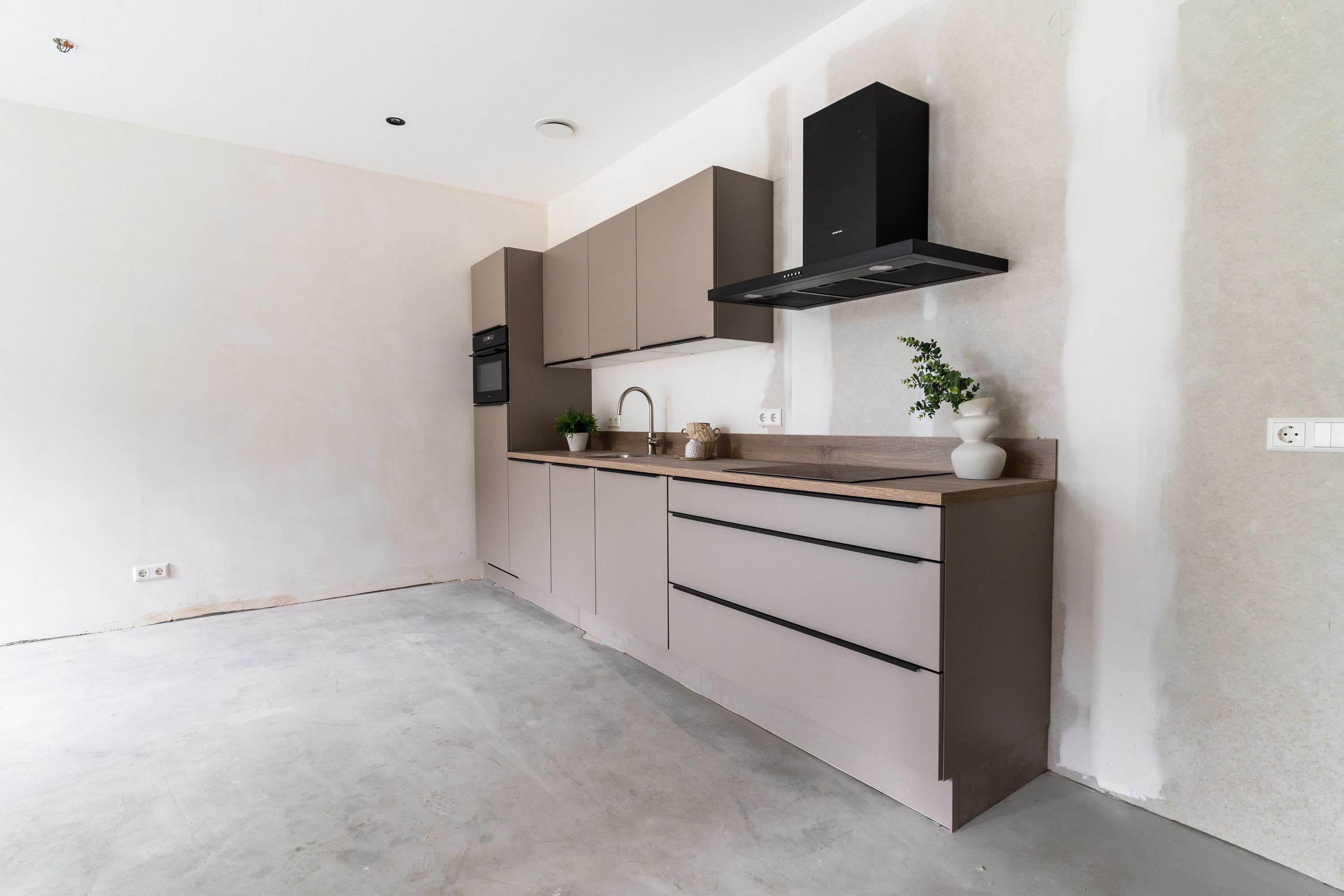 Raadhuisplein 8, afbeelding 1