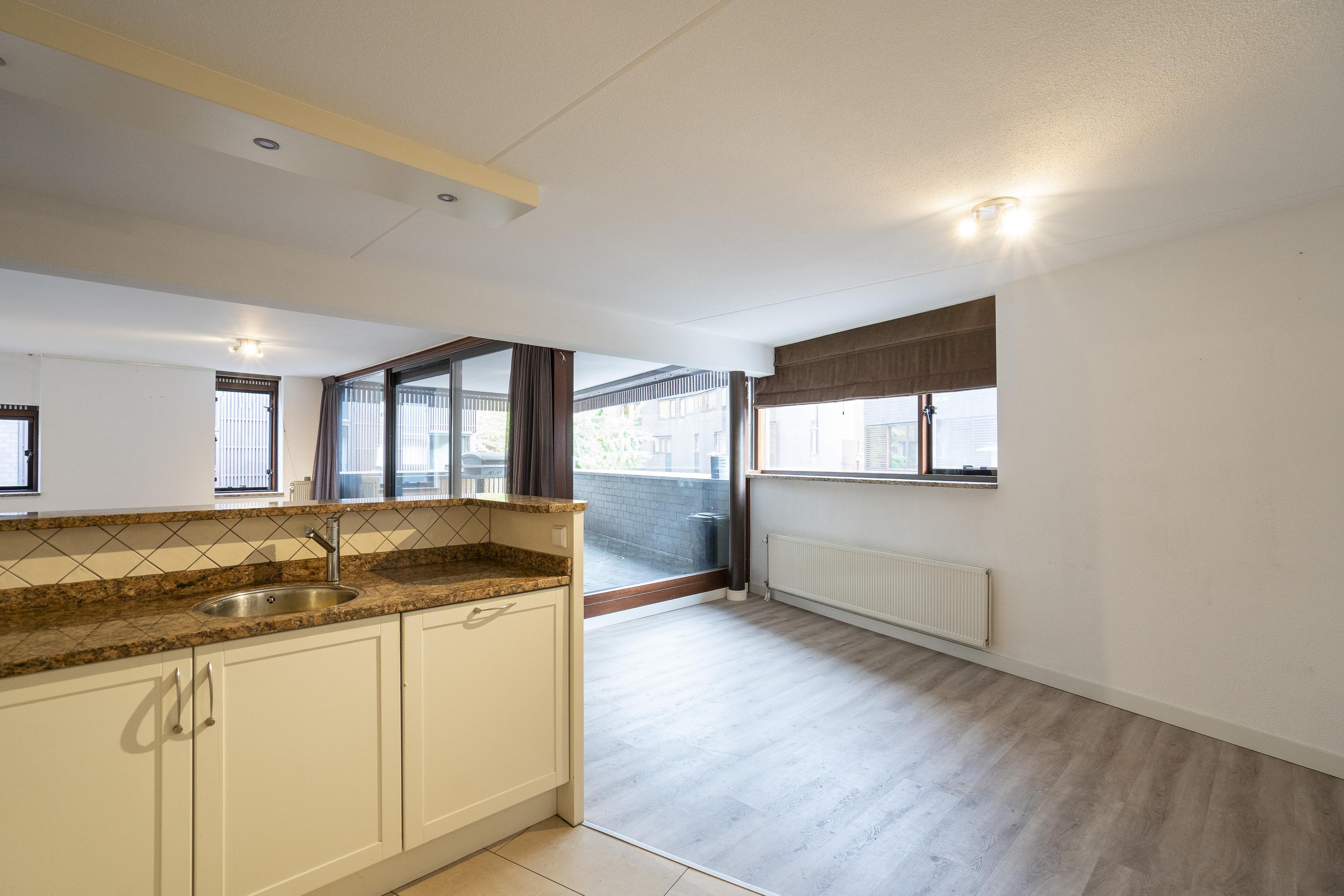 Dotterbloem 14, afbeelding 11