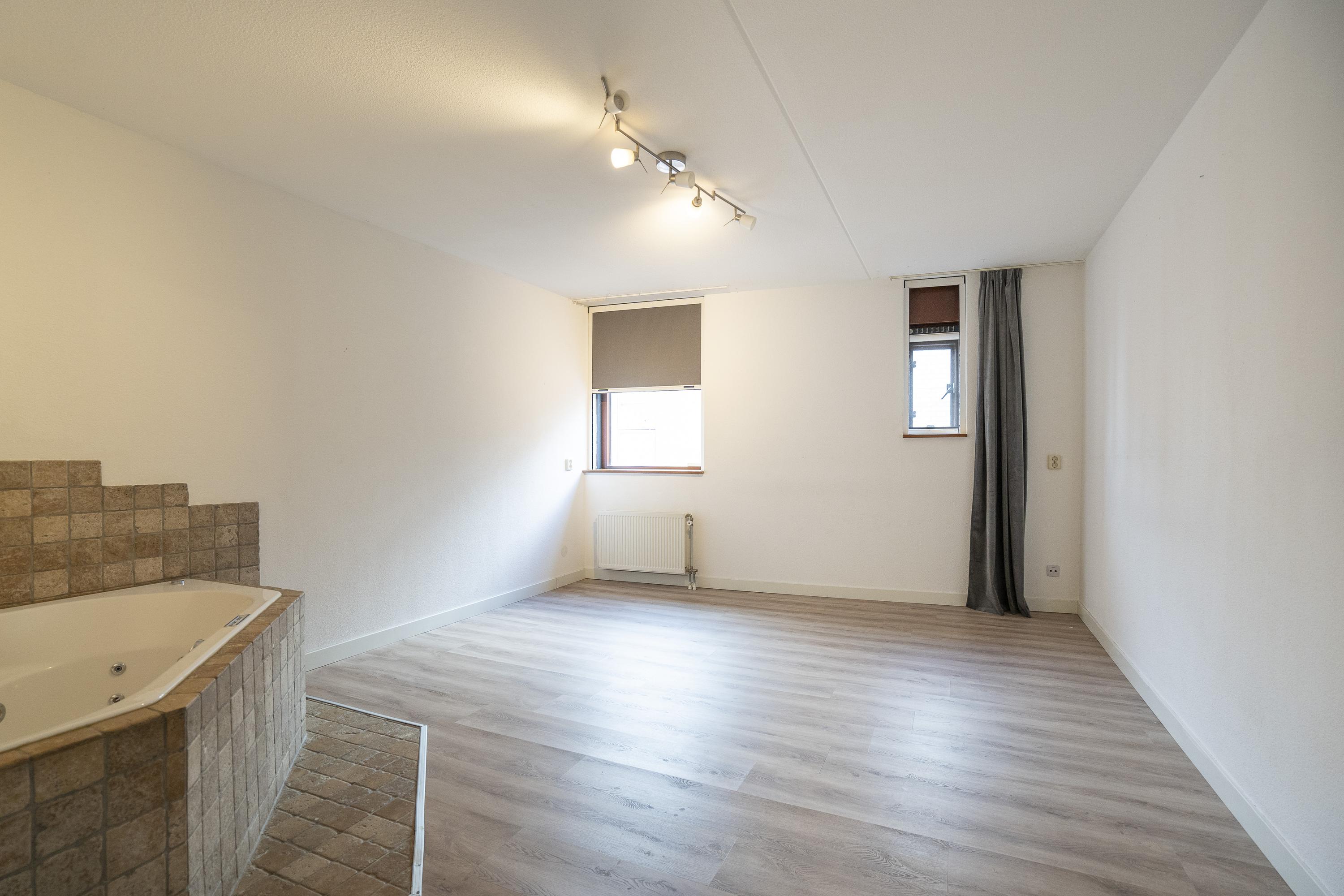 Dotterbloem 14, afbeelding 15