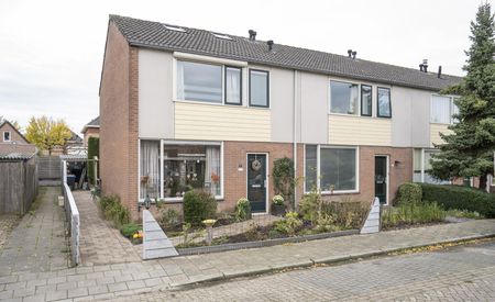 Wethouder van Akenstraat 27