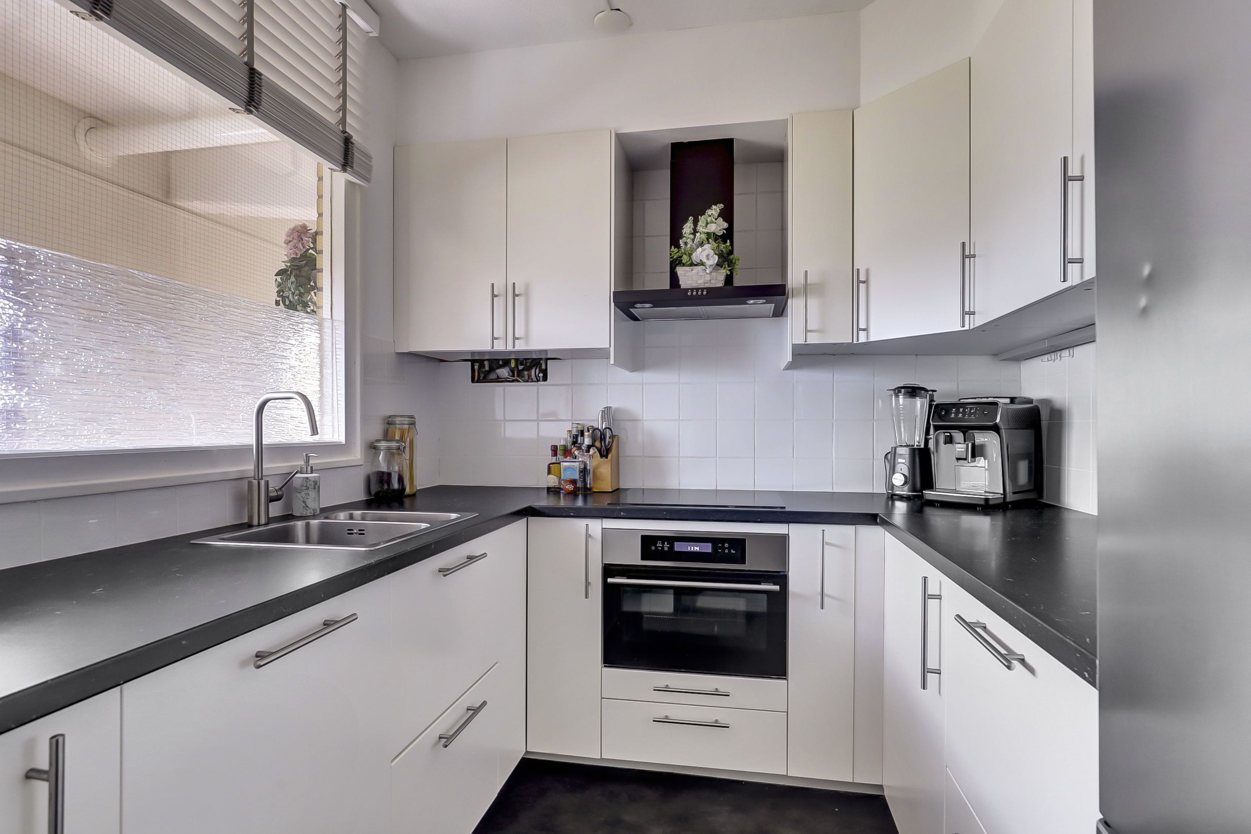 Dokter van Stratenweg 669, afbeelding 16