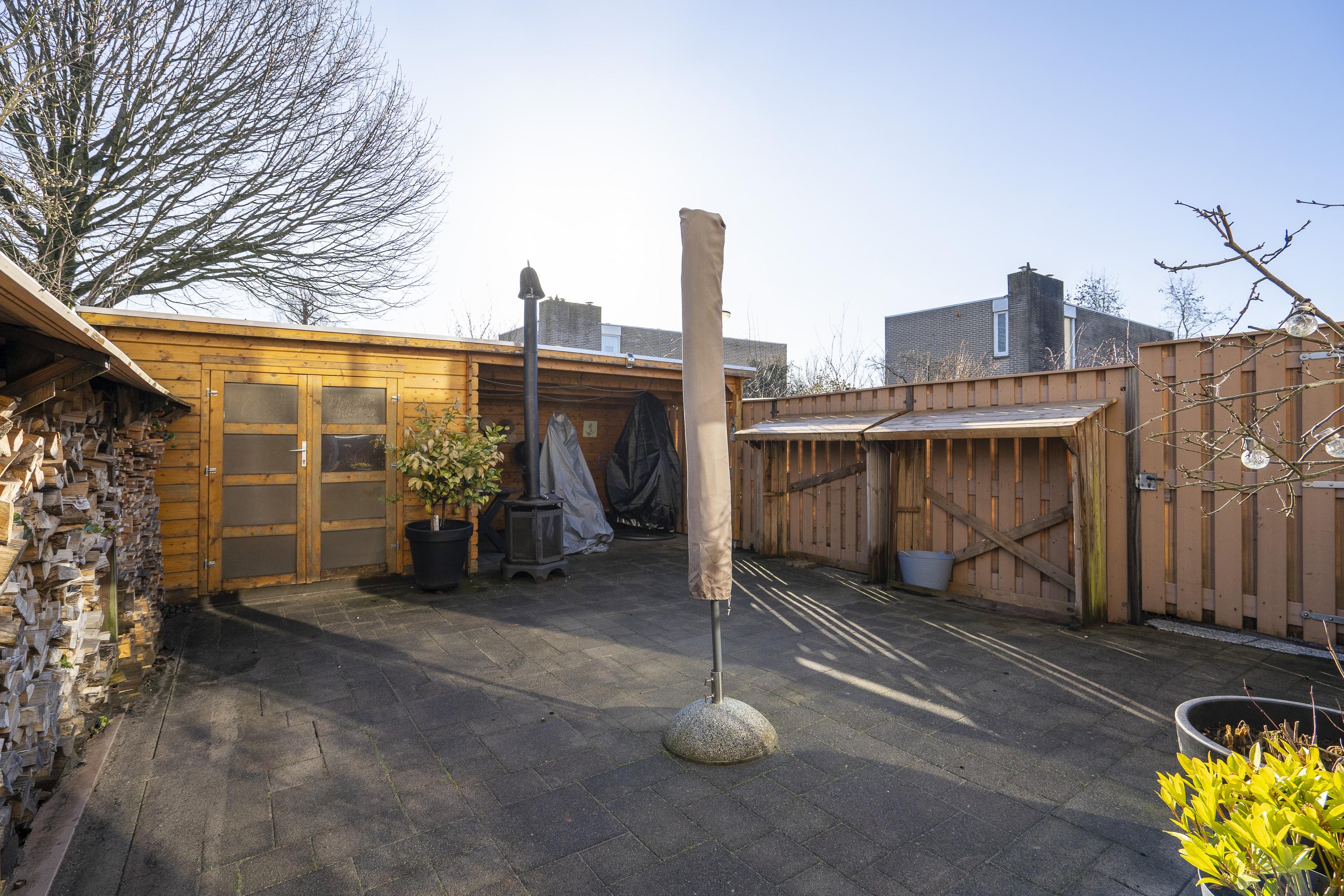 Domela Nieuwenhuisstraat 2, afbeelding 3