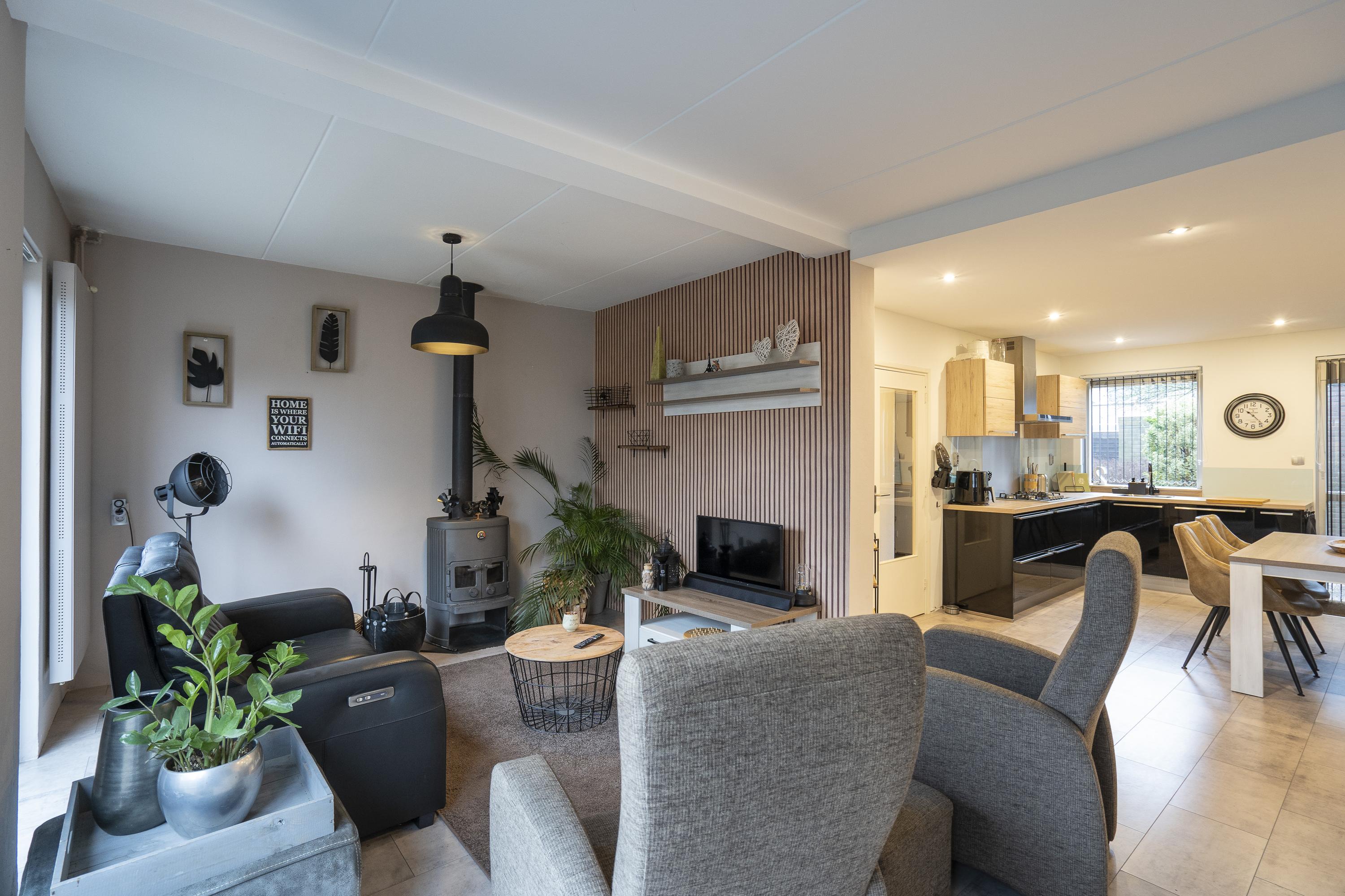 Domela Nieuwenhuisstraat 2, afbeelding 7