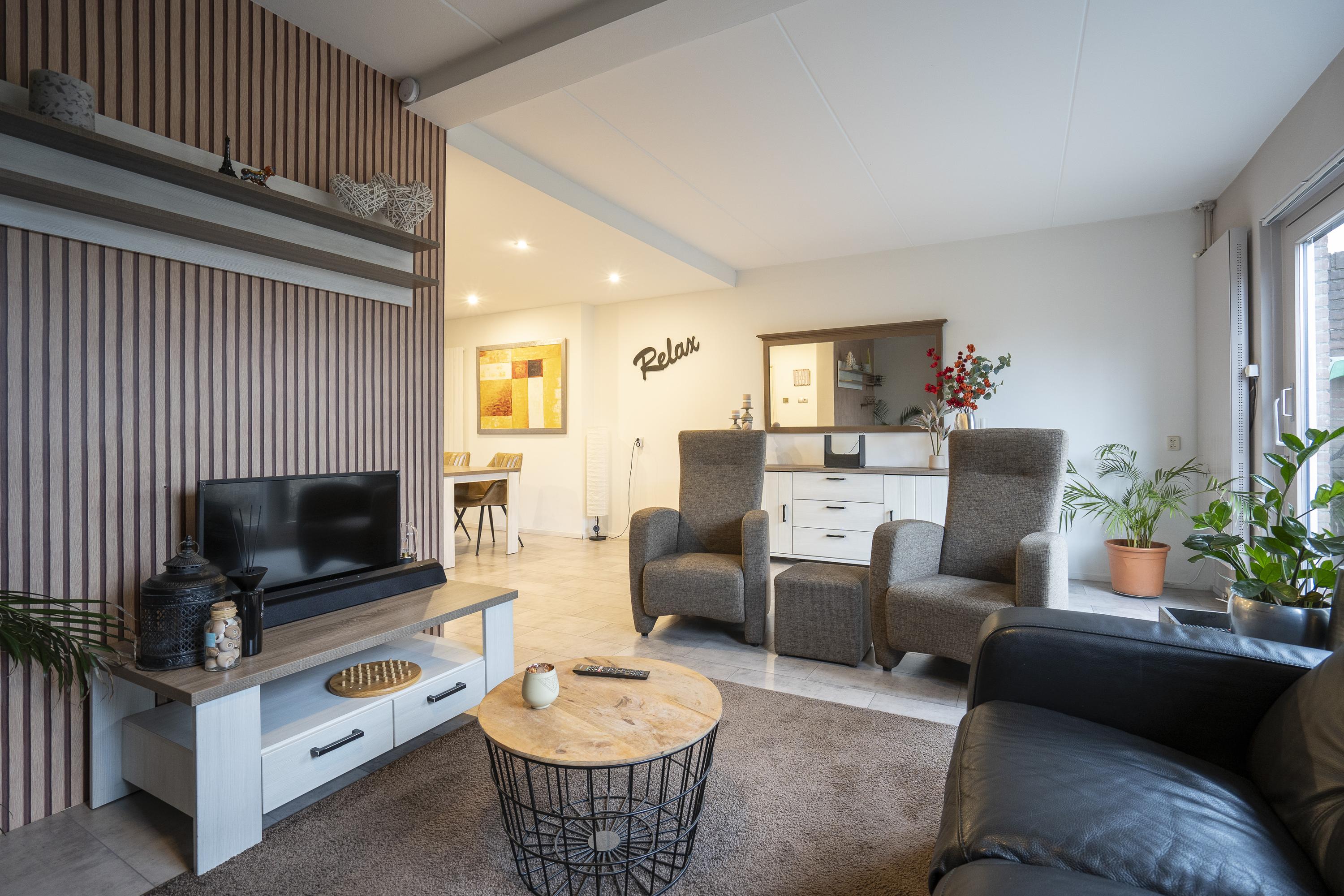 Domela Nieuwenhuisstraat 2, afbeelding 8