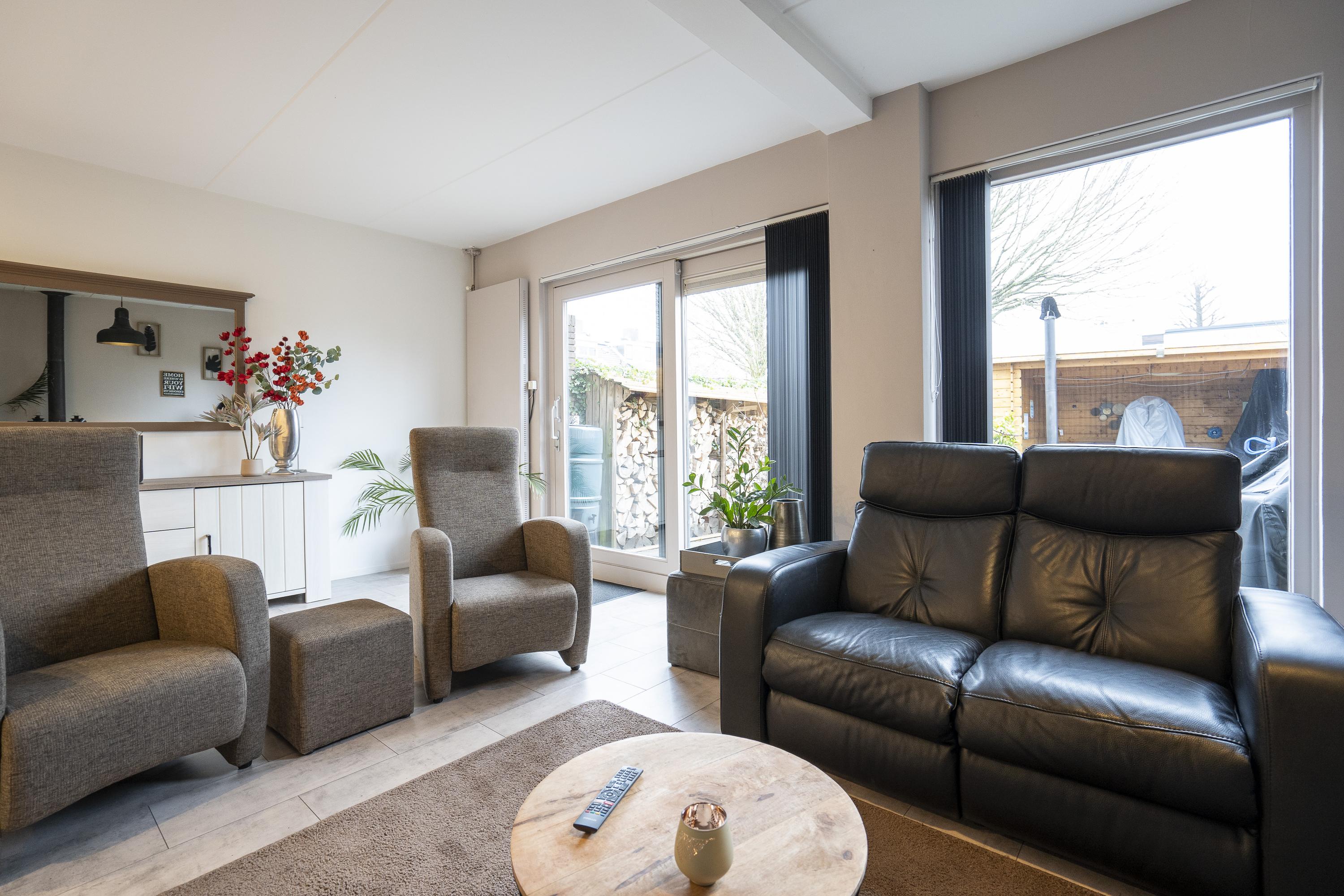 Domela Nieuwenhuisstraat 2, afbeelding 9