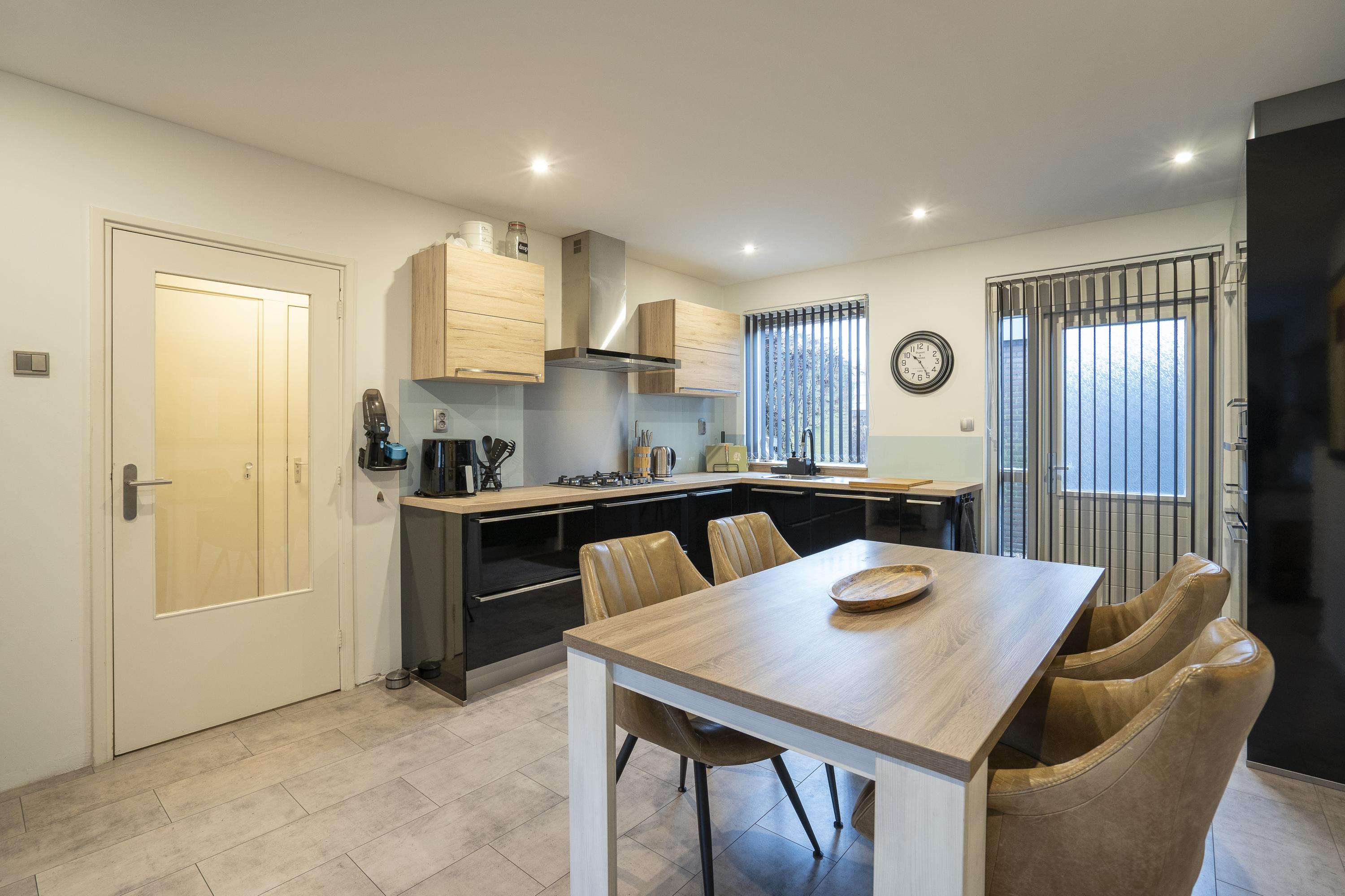 Domela Nieuwenhuisstraat 2, afbeelding 10