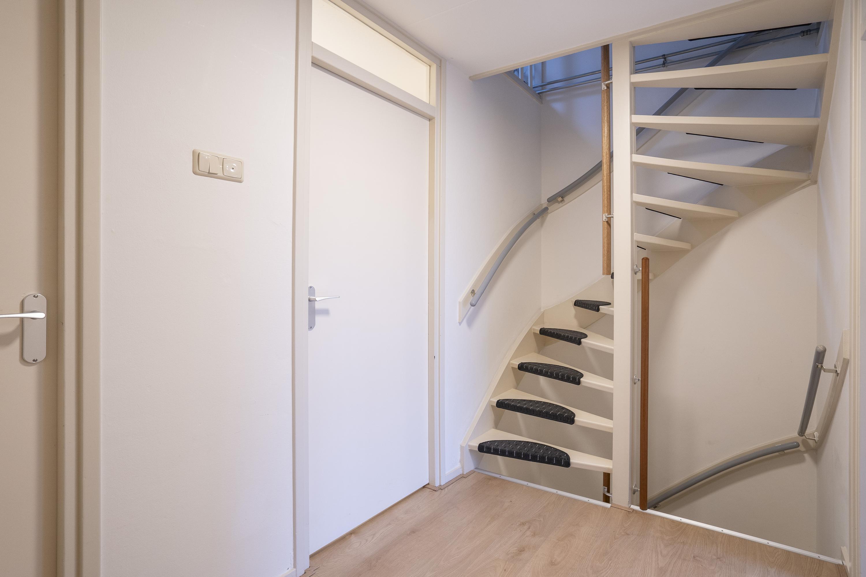 Domela Nieuwenhuisstraat 2, afbeelding 24