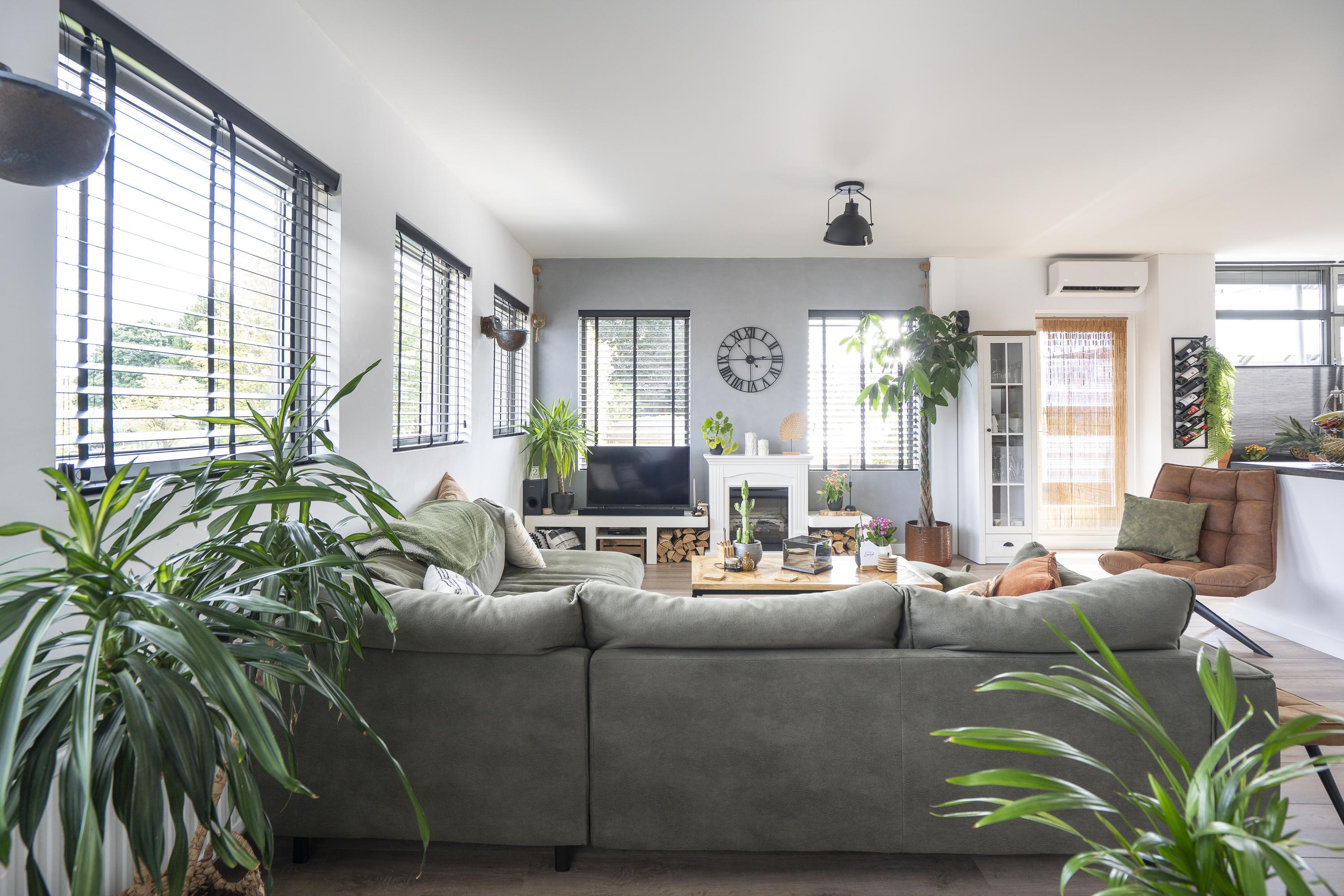 Oostwal 13, afbeelding 1