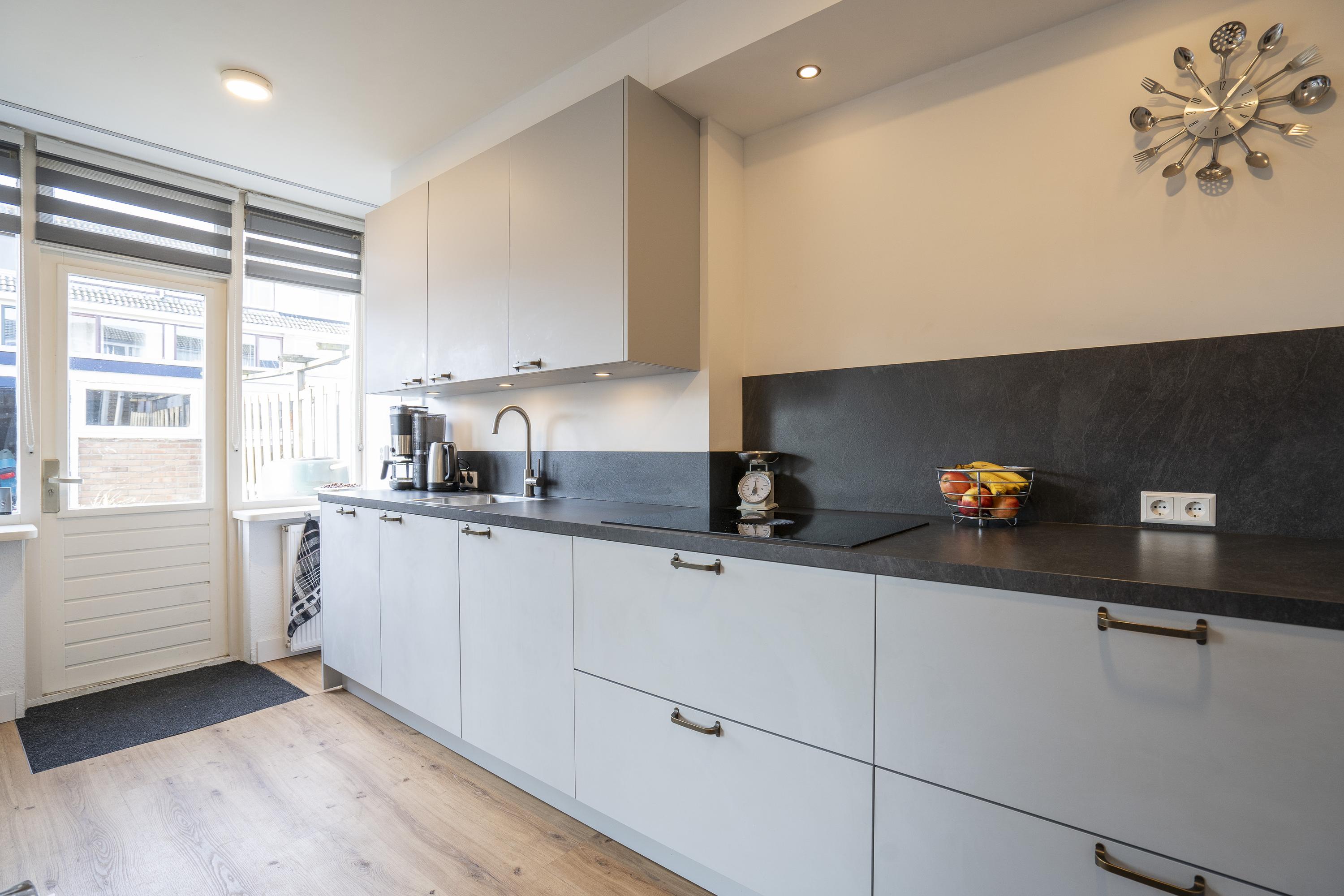 L. van Deijsselstraat 12, afbeelding 10