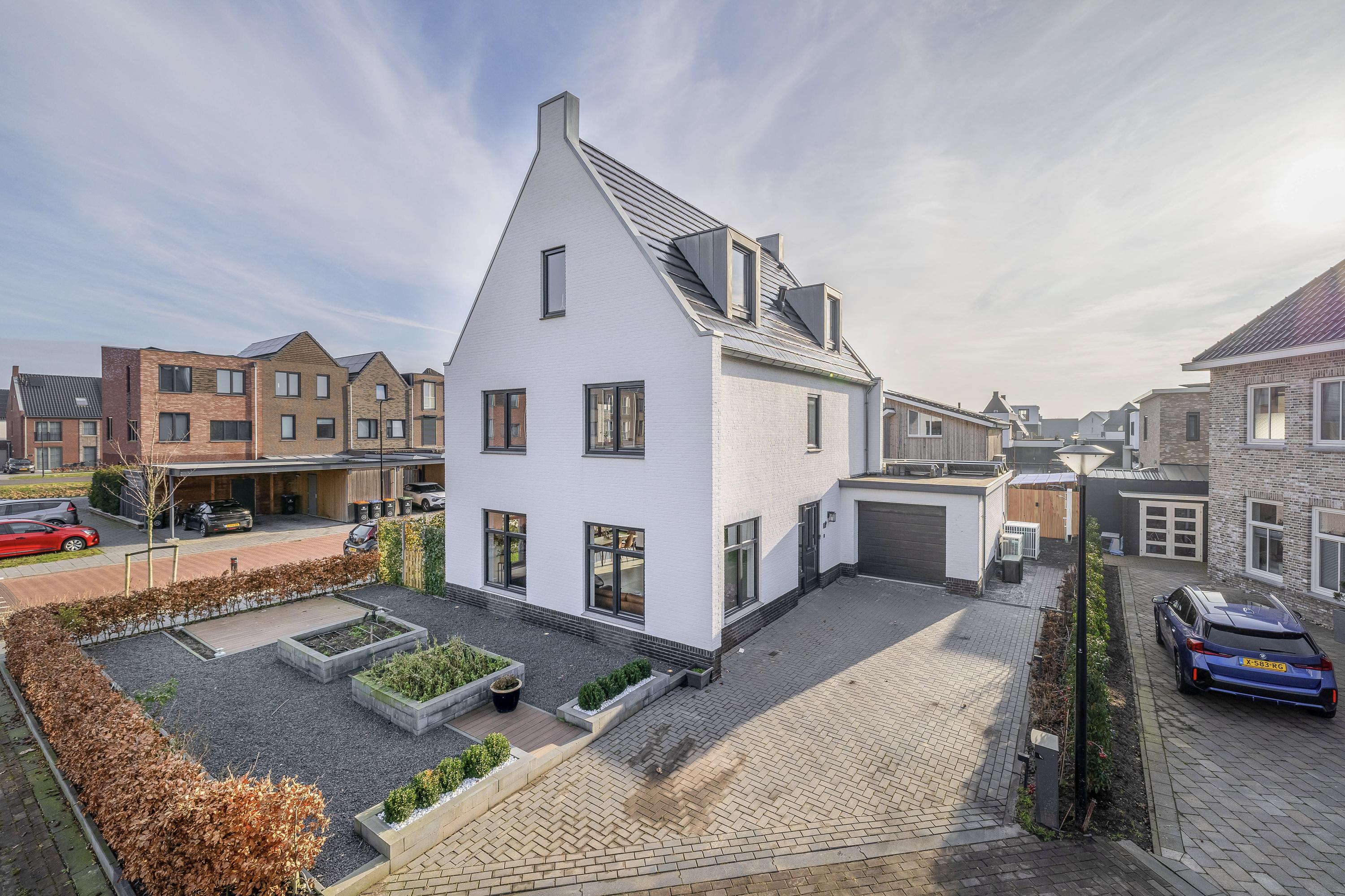 Emerald 13, afbeelding 0