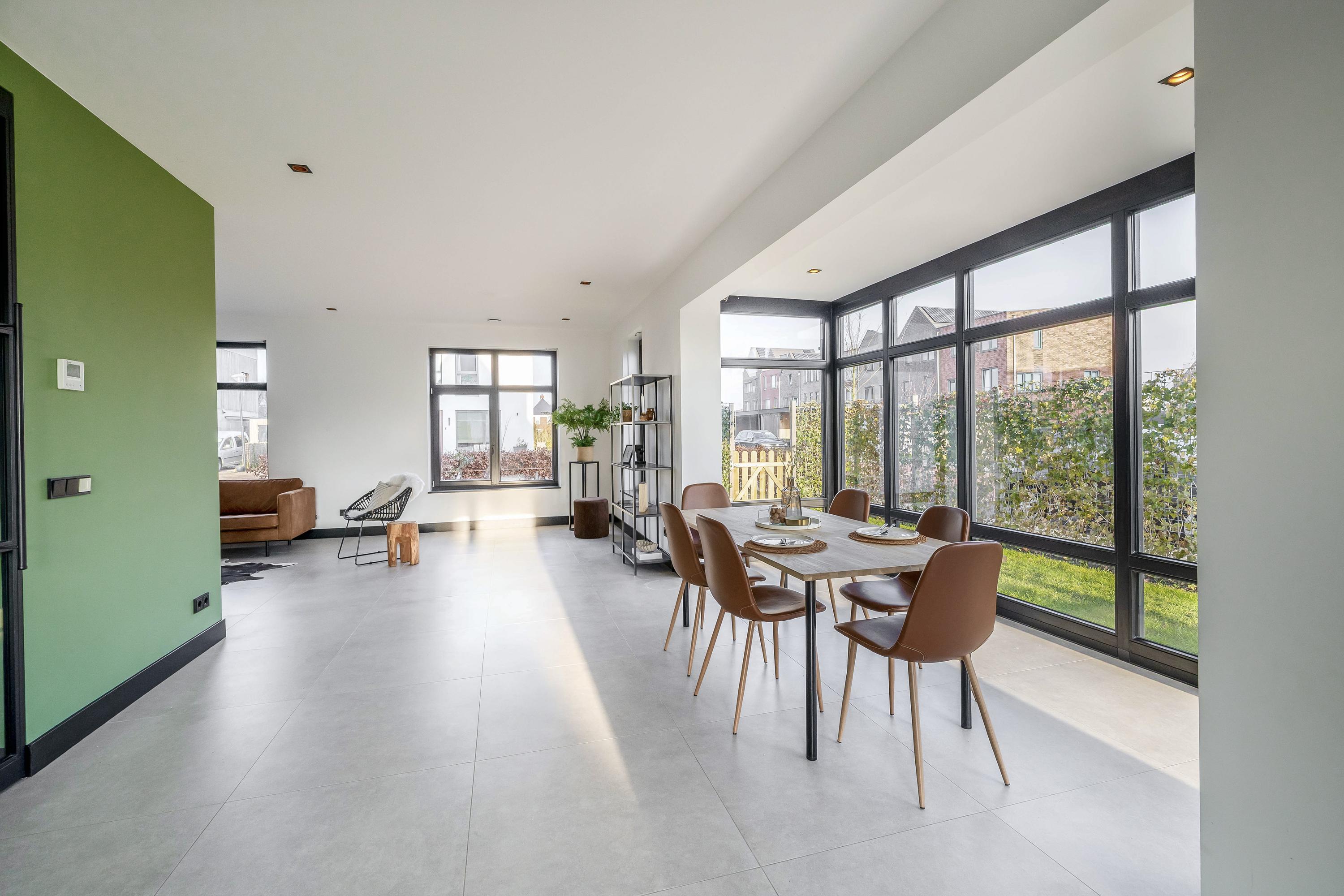 Emerald 13, afbeelding 17