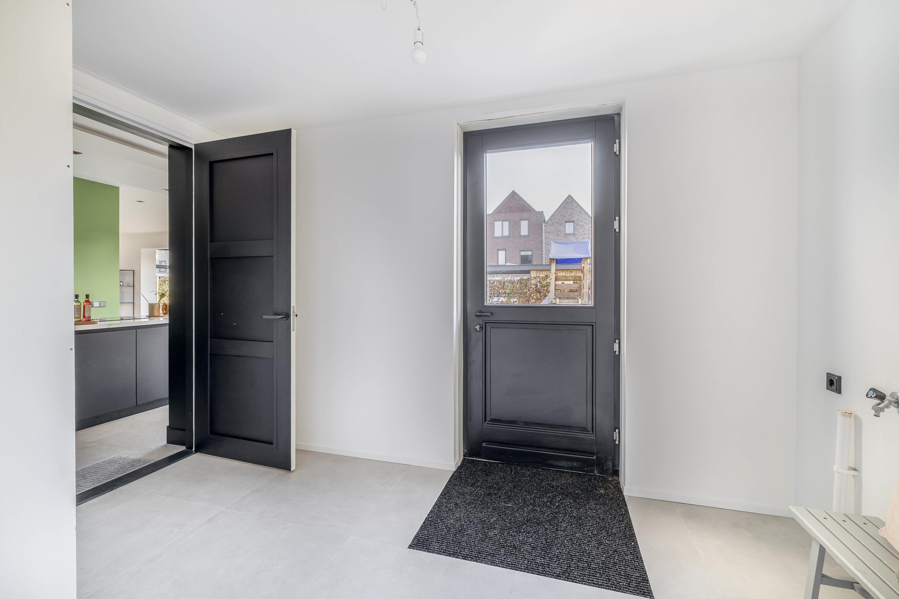 Emerald 13, afbeelding 26