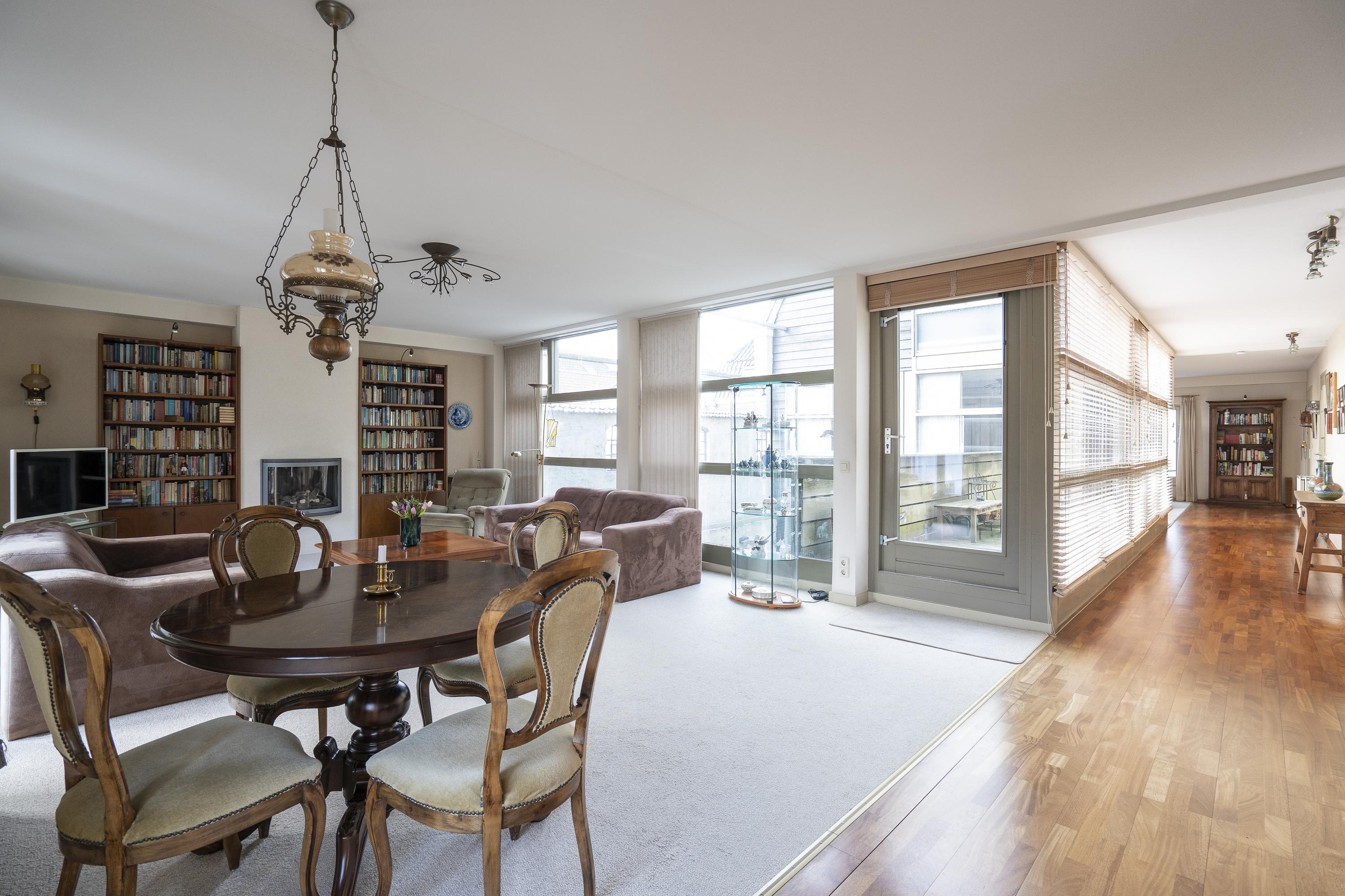 Eierveiling 6, afbeelding 1