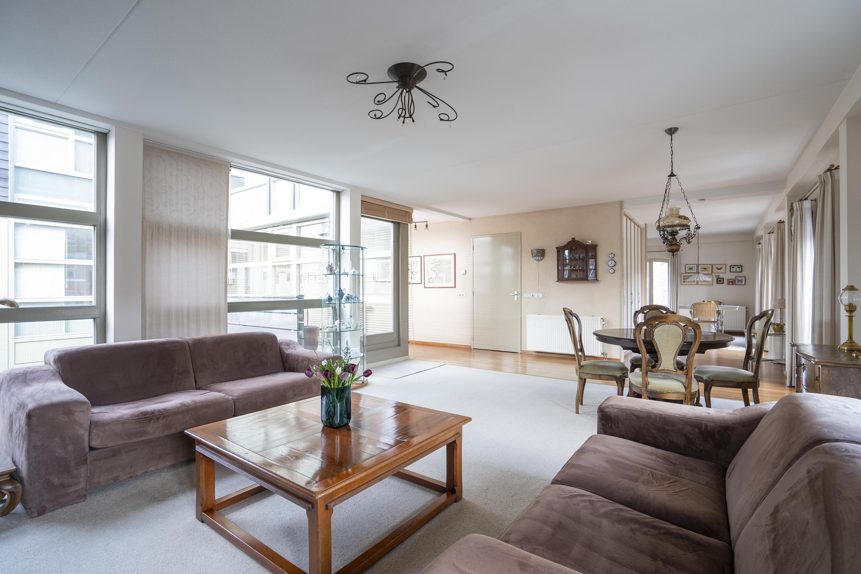 Eierveiling 6, afbeelding 7