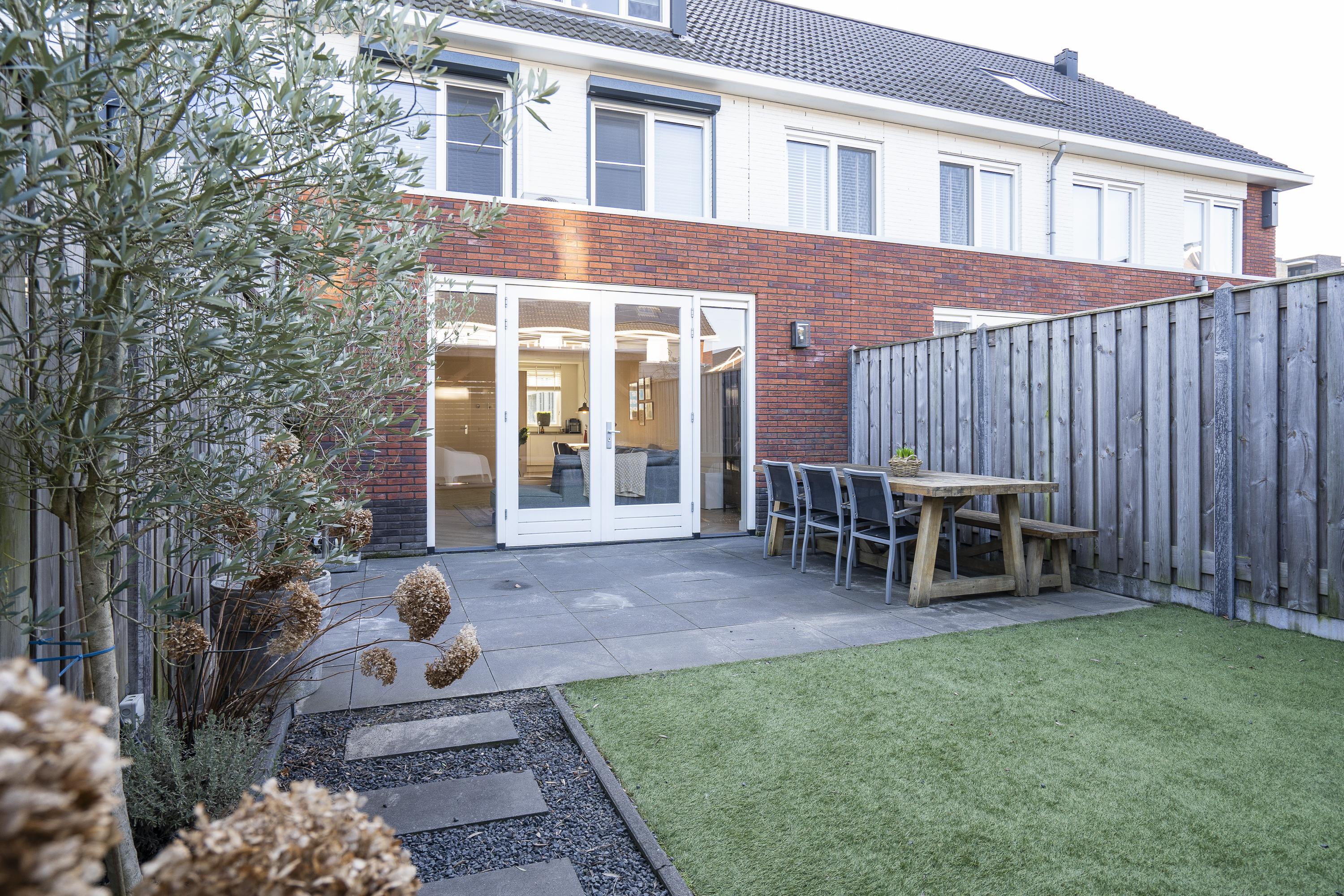 Kristallaan 6, afbeelding 27