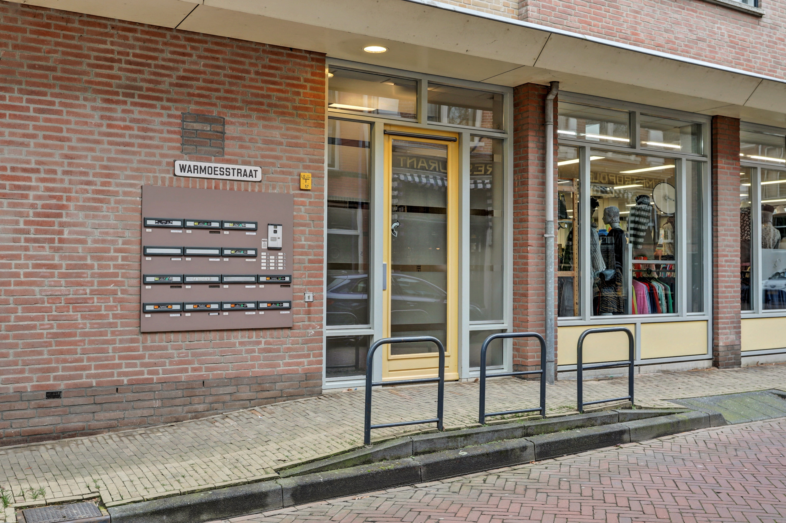 Warmoesstraat 12, afbeelding 35