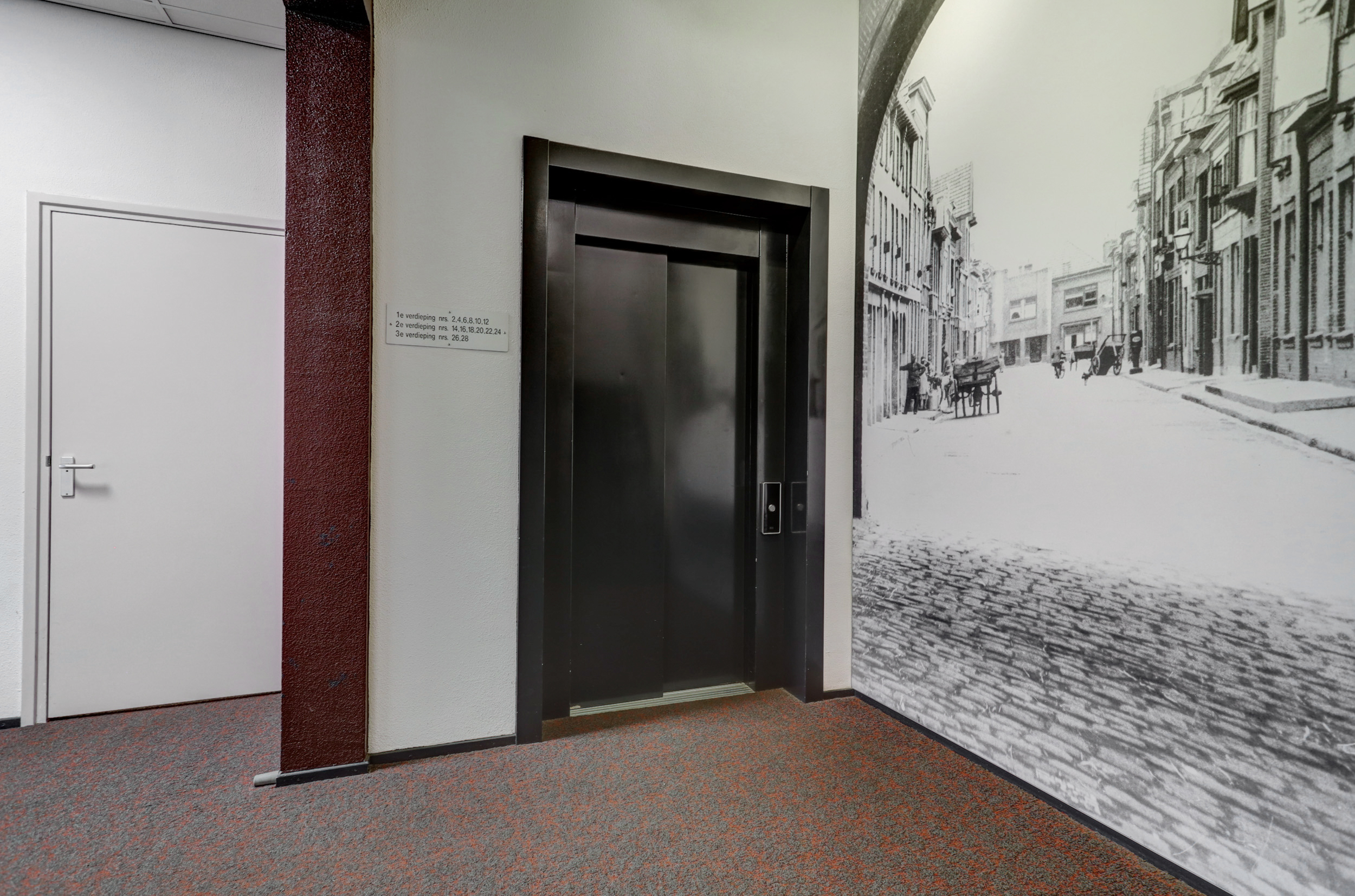 Warmoesstraat 12, afbeelding 8