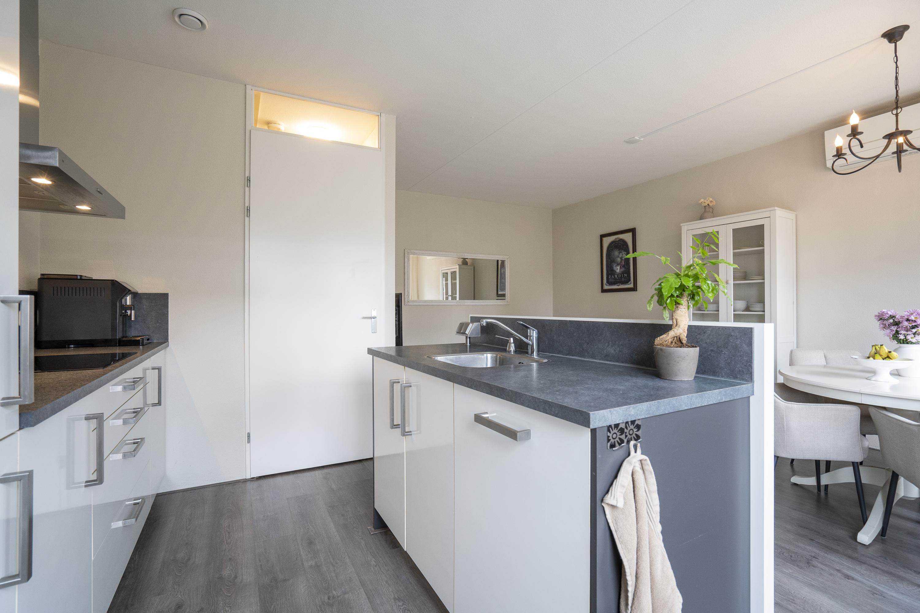 Schooldwarsstraat 52, afbeelding 17