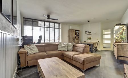 Dokter van Stratenweg 237