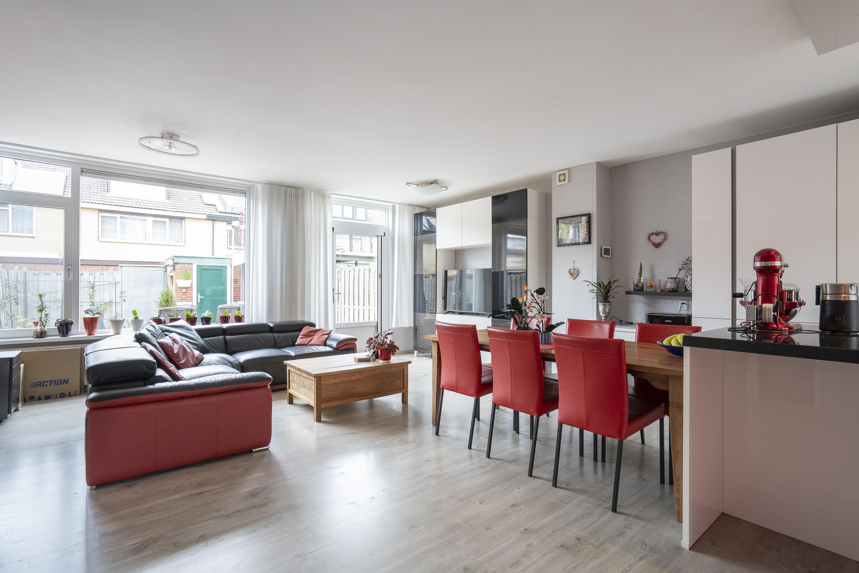 Adriaen van Ostadestraat 10, afbeelding 6