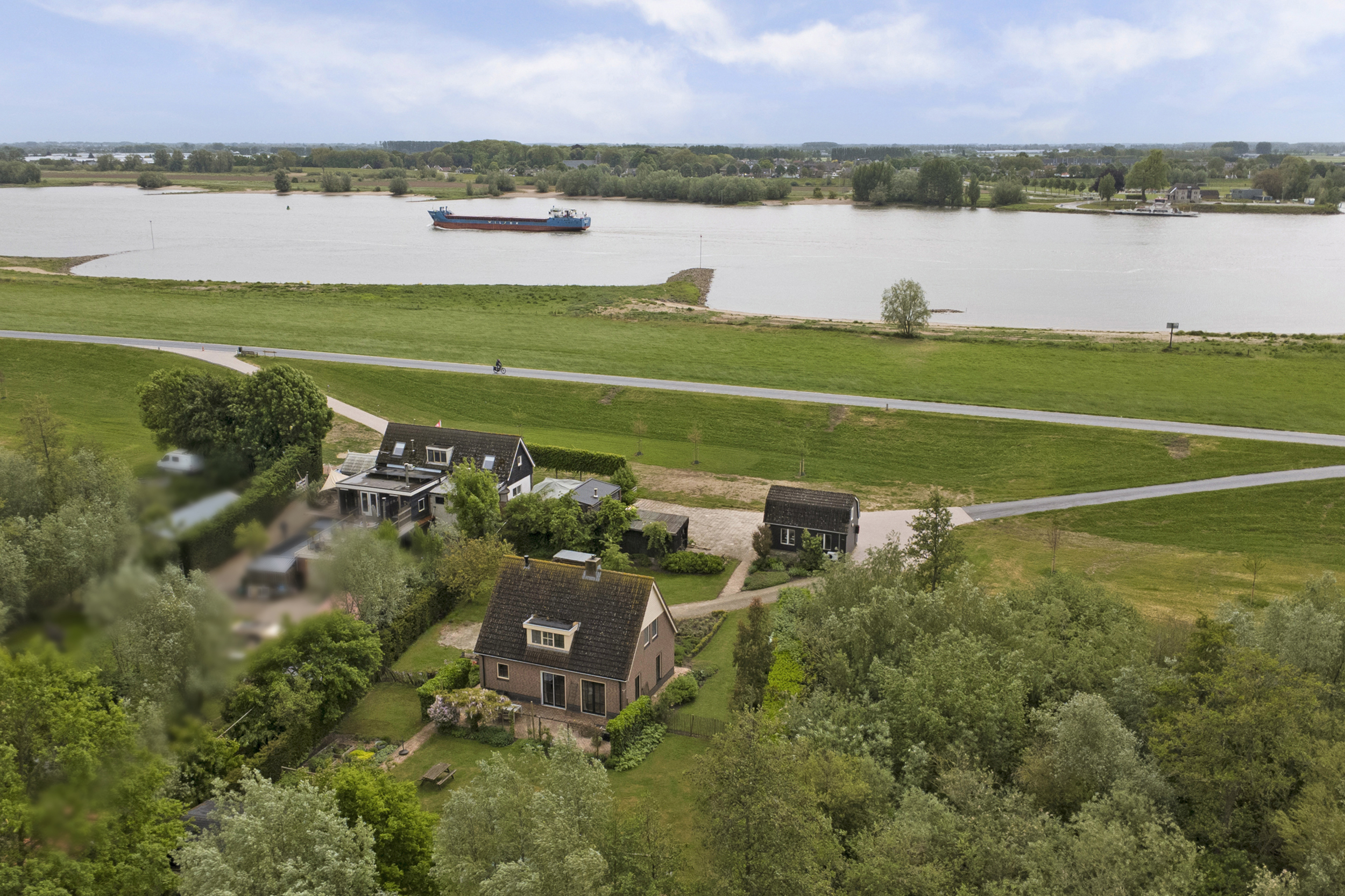 Waaldijk 7, afbeelding 0
