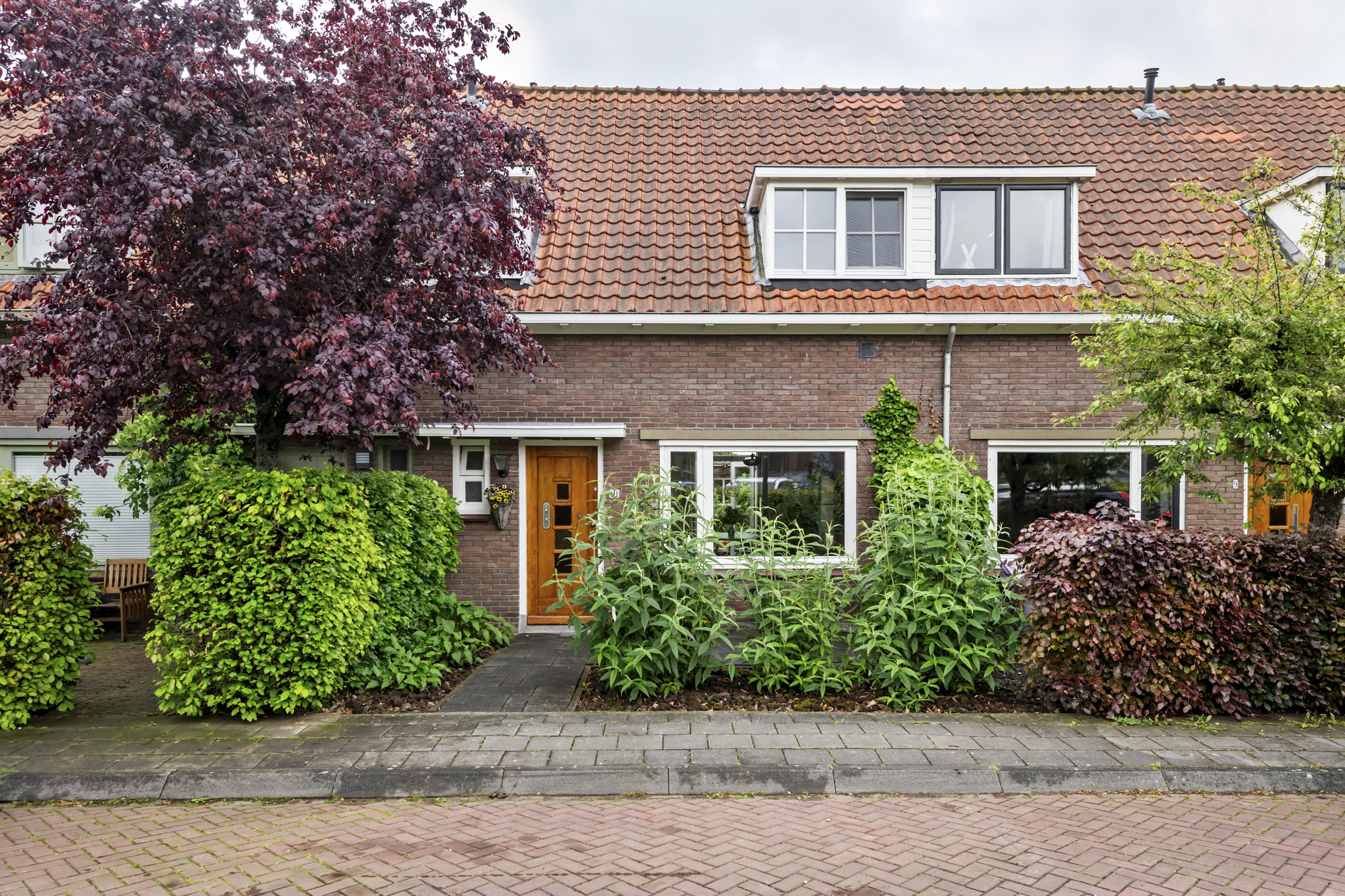Prins Bernhardstraat 11, afbeelding 0
