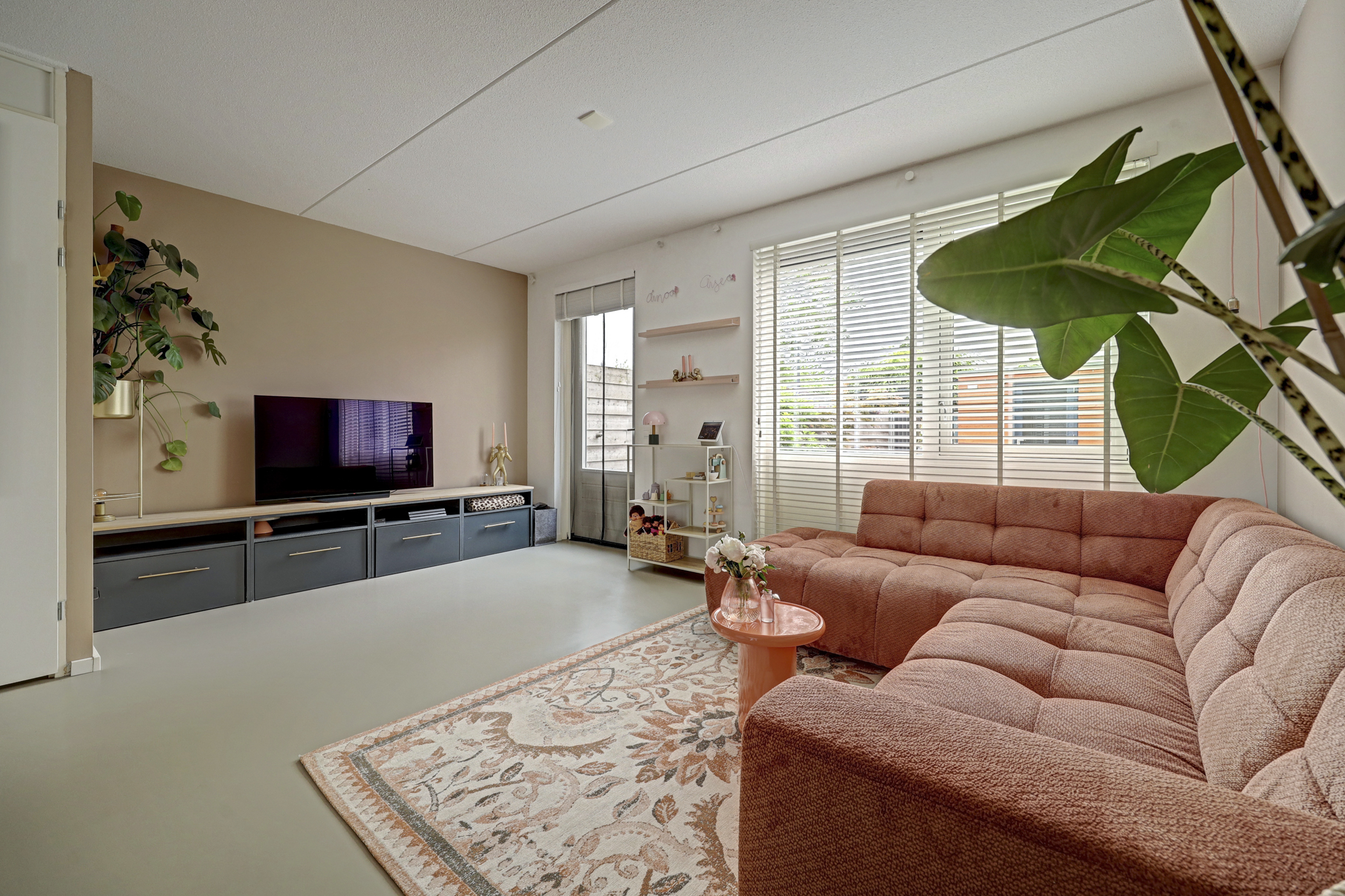 Leliestraat 8, afbeelding 1