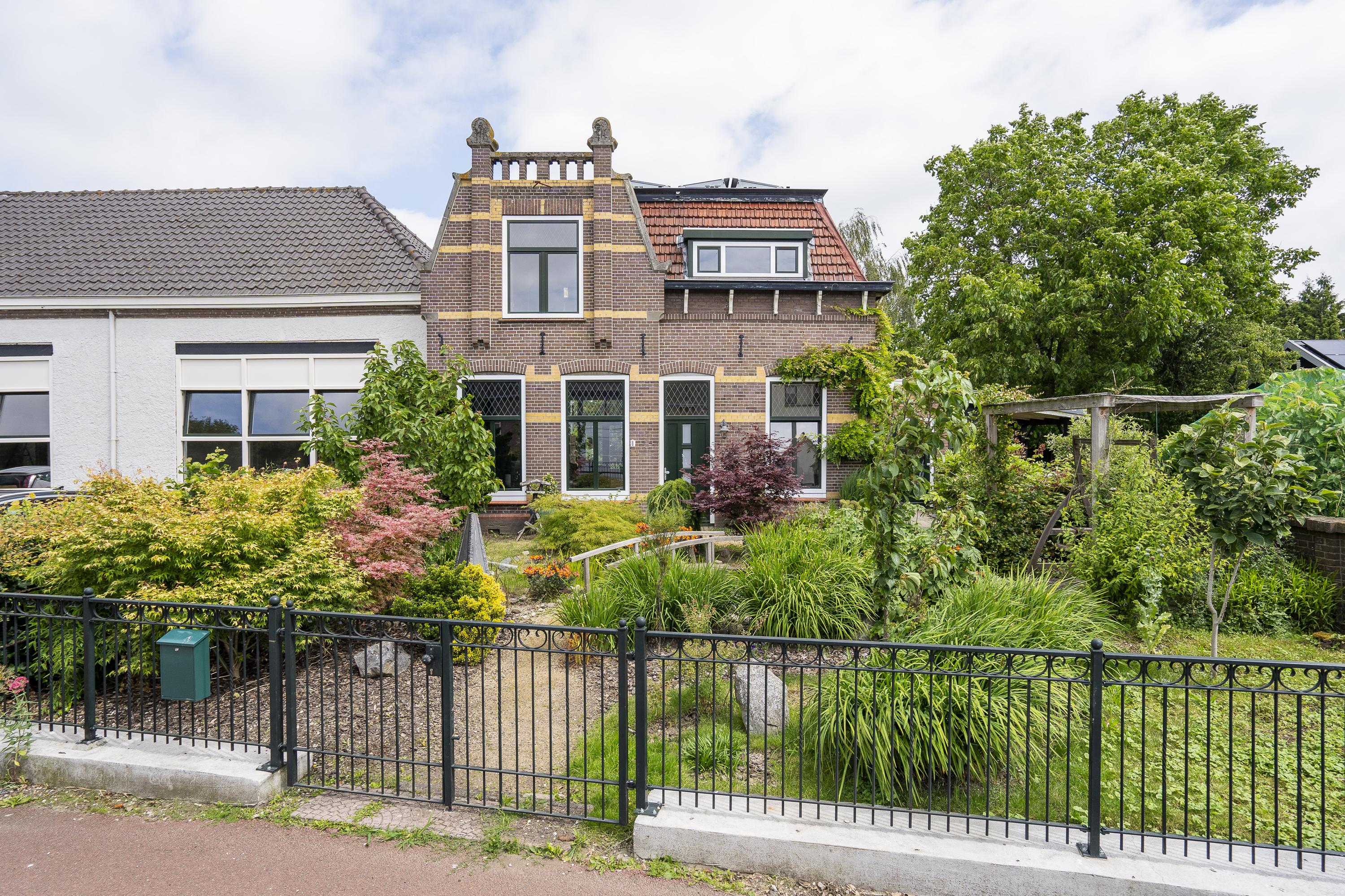 Kerkweg 11, afbeelding 0