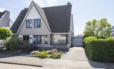Sleedoornhof 2