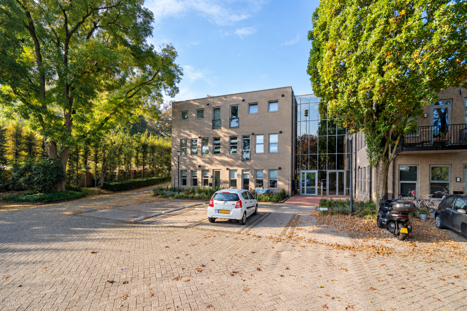 Raadhuisplein 8, afbeelding 2