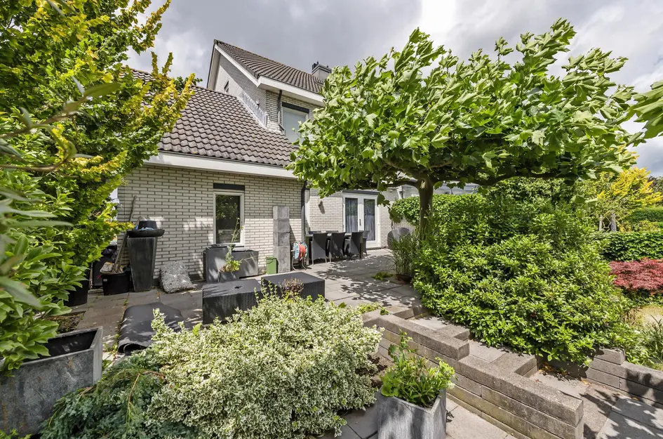 Sluisweg 1A