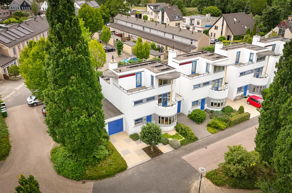 Theaterhof 1