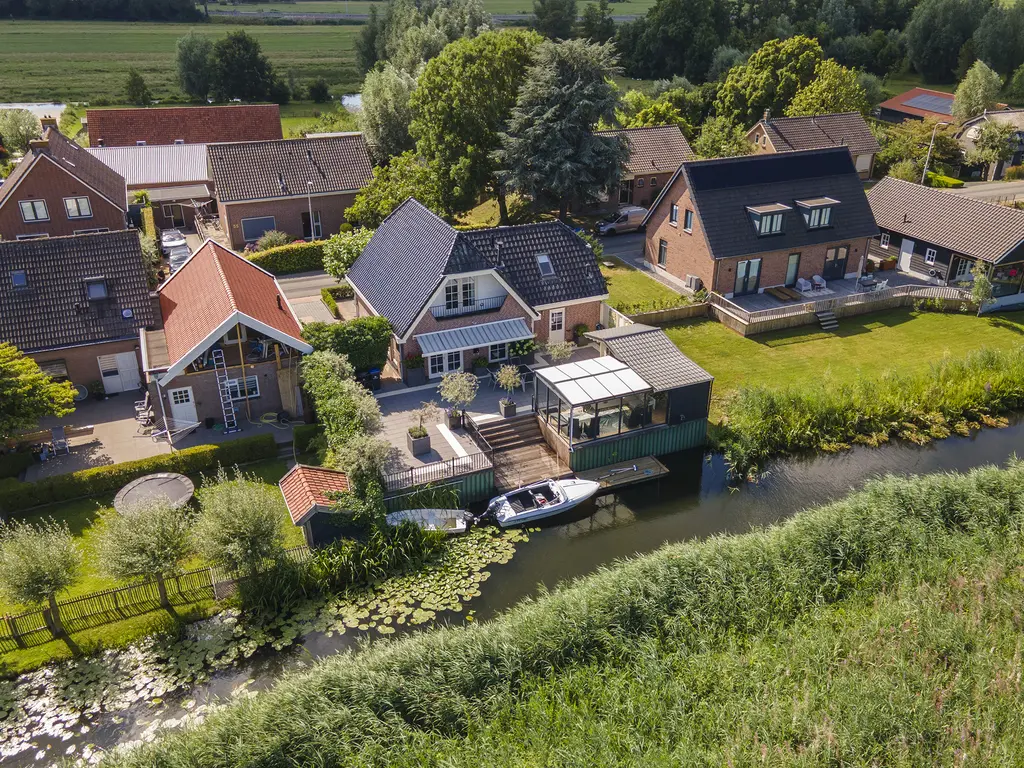 Zouwendijk 66, MEERKERK
