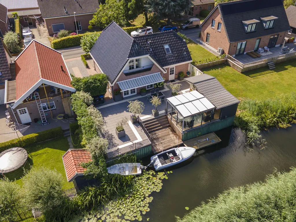 Zouwendijk 66, MEERKERK