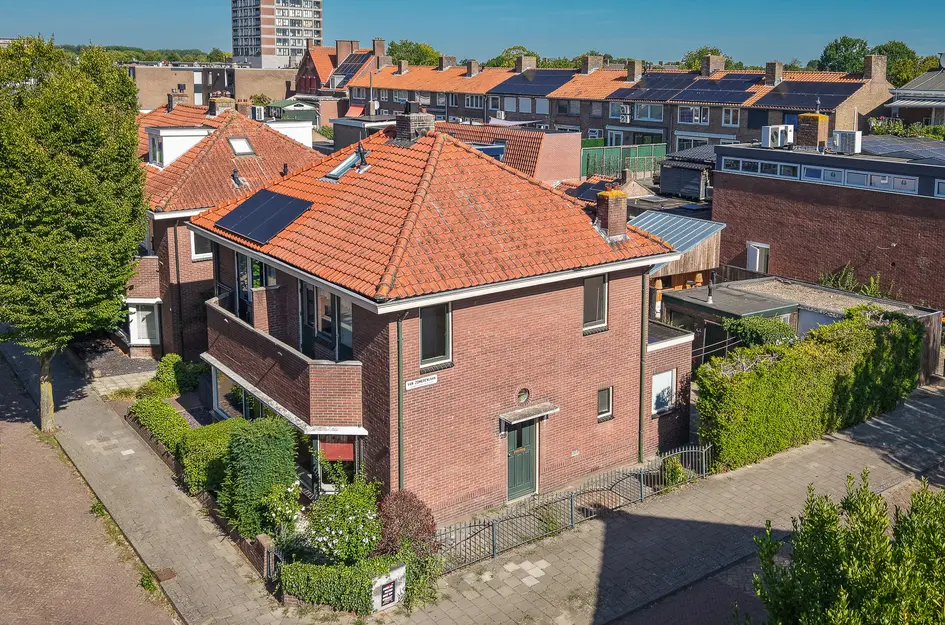 Burg. Gaarlandtstraat 29