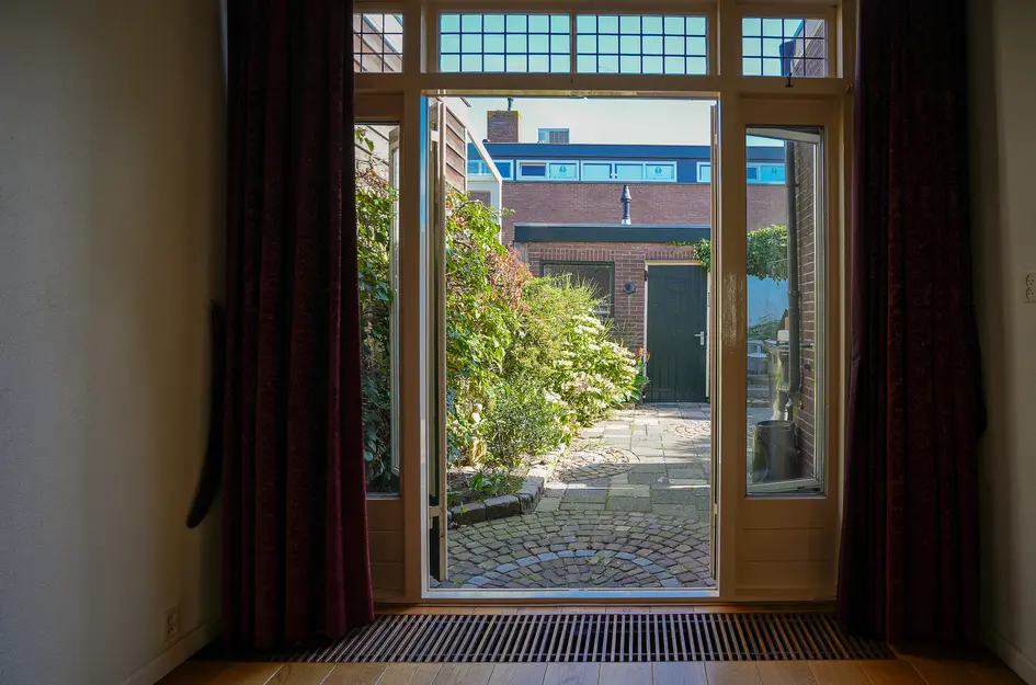 Burg. Gaarlandtstraat 29