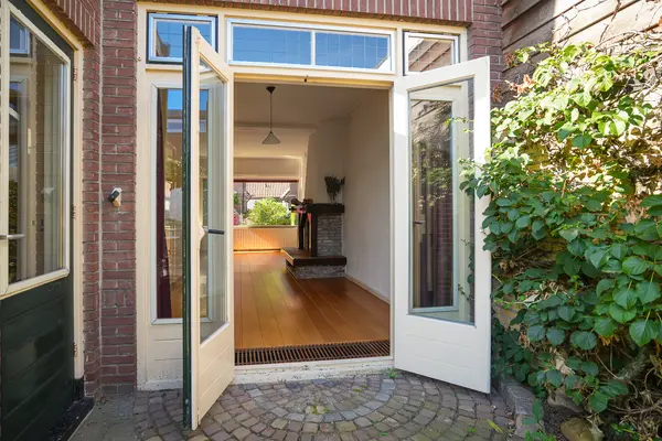 Burg. Gaarlandtstraat 29