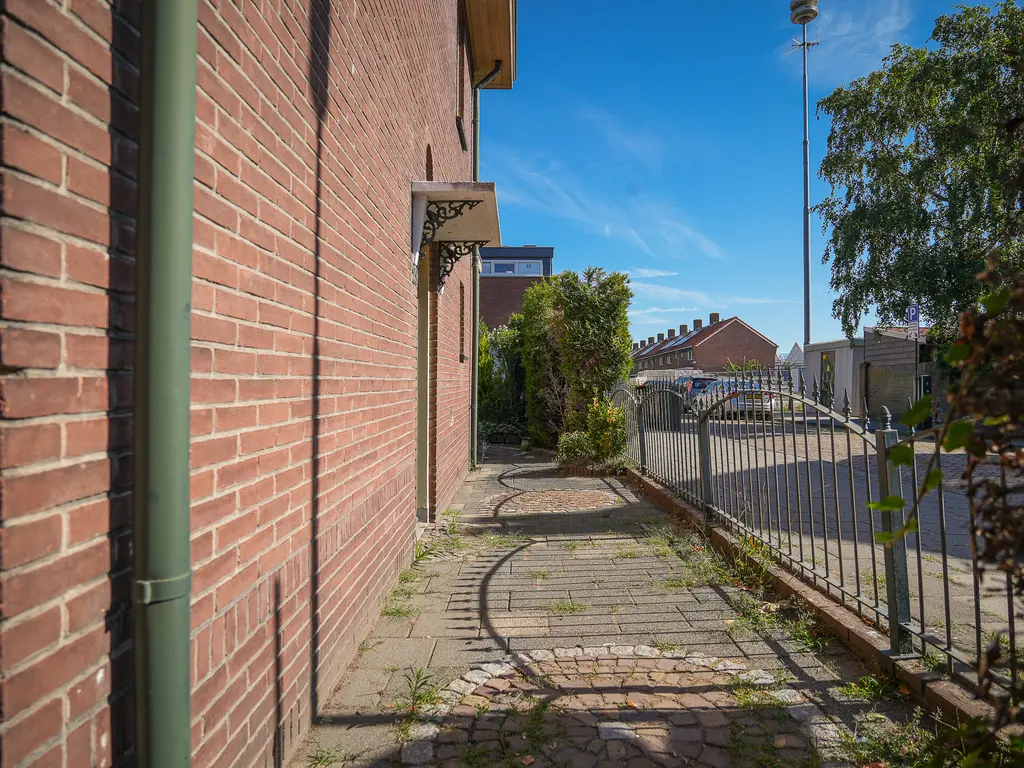 Burg. Gaarlandtstraat 29, GORINCHEM