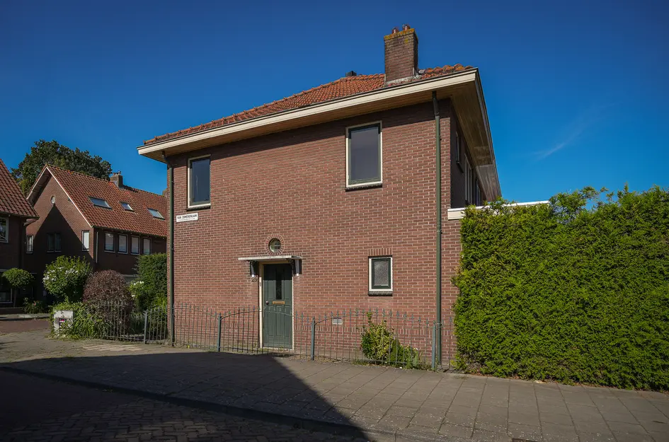 Burg. Gaarlandtstraat 29