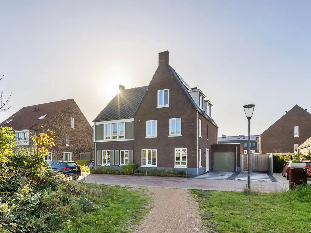 Degen 15, GORINCHEM