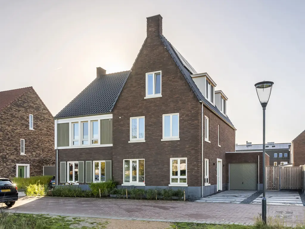 Degen 15, GORINCHEM
