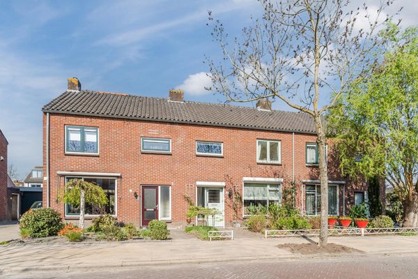 Lange Vore 51, BAVEL