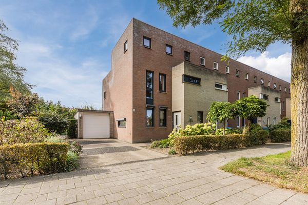 Blauwtjes 150, BREDA