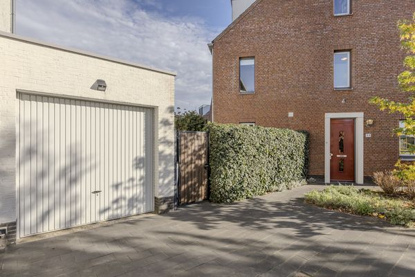 Burgemeester Verdaasdonkstraat 94, TETERINGEN